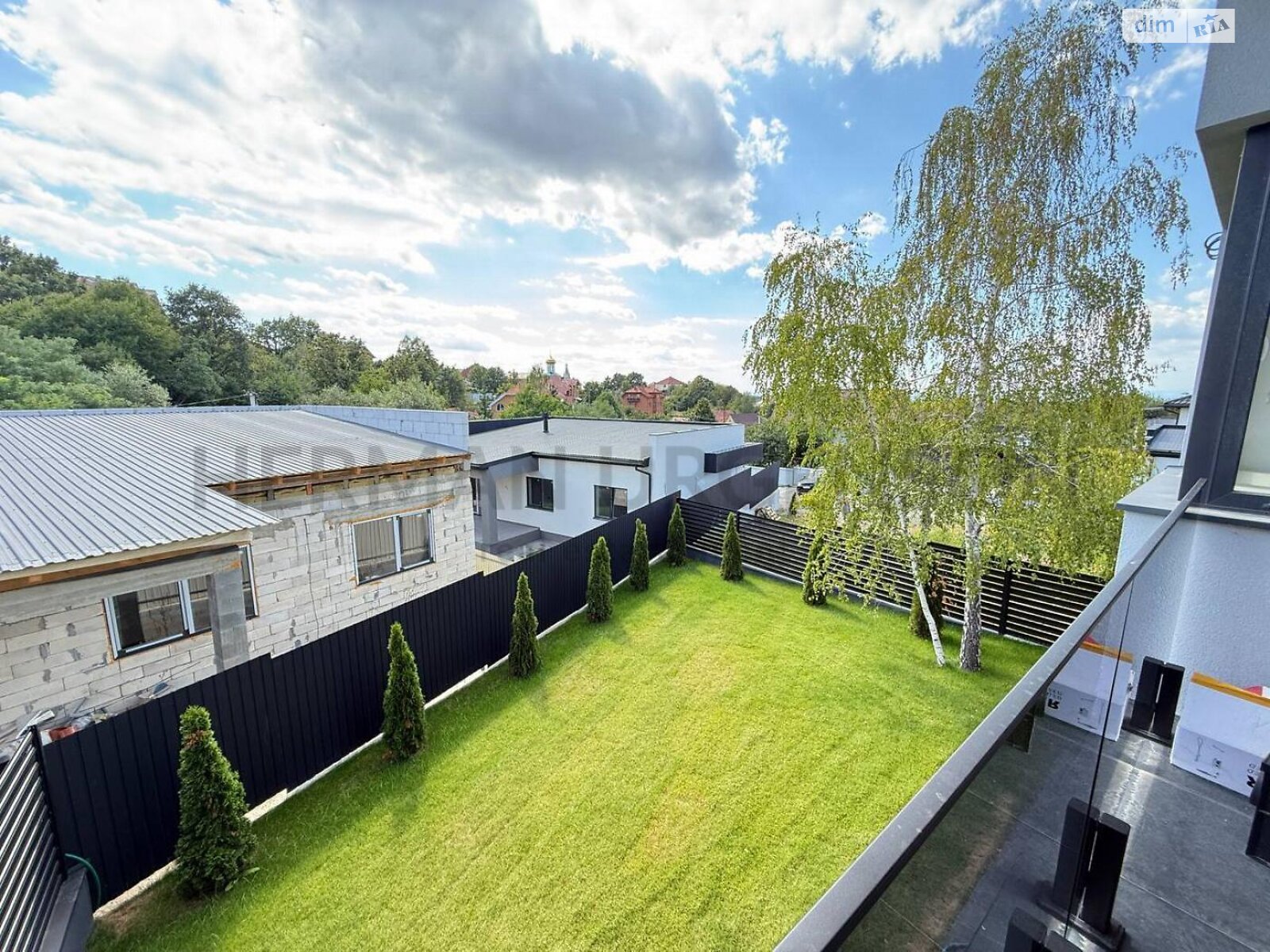 двоповерховий будинок з опаленням, 220 кв. м, кирпич. Продаж в Ужгороді, район Червениця фото 1