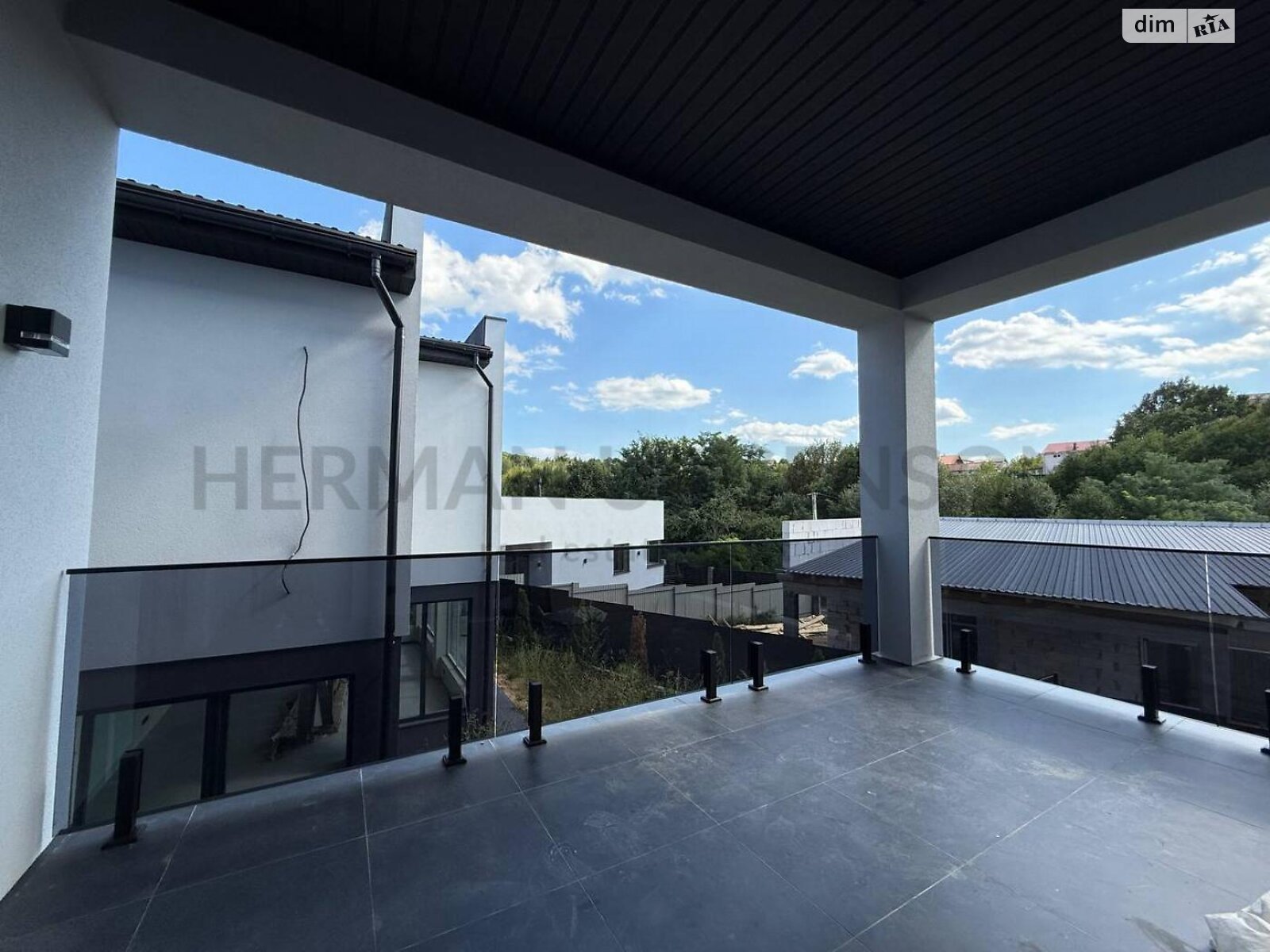 двоповерховий будинок з опаленням, 220 кв. м, кирпич. Продаж в Ужгороді, район Червениця фото 1