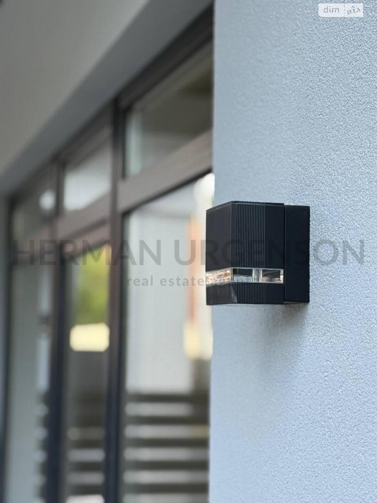 двоповерховий будинок з опаленням, 220 кв. м, кирпич. Продаж в Ужгороді, район Червениця фото 1