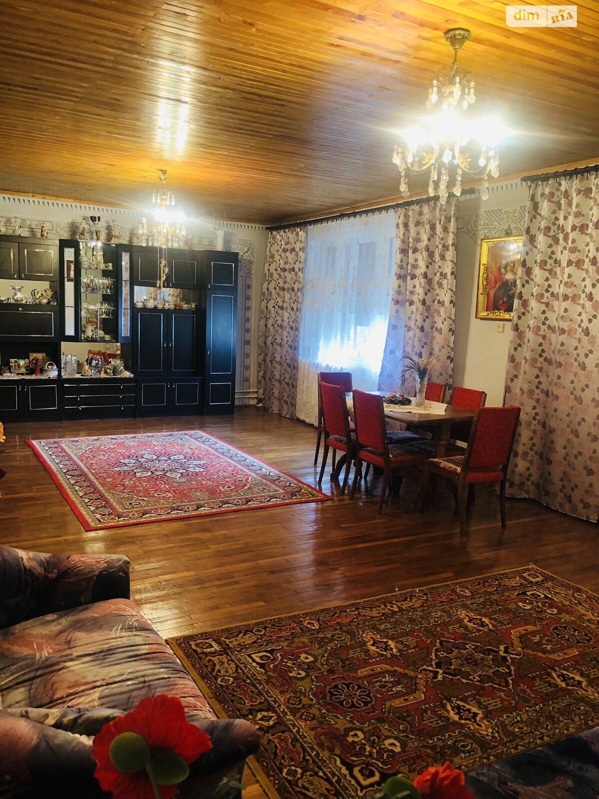 двоповерховий будинок з балконом, 252.1 кв. м, цегла. Продаж в Ужгороді, район Червениця фото 1 двоповерховий будинок з балконом, 252.1 кв. м, цегла. Продаж в Ужгороді, район Червениця фото 1