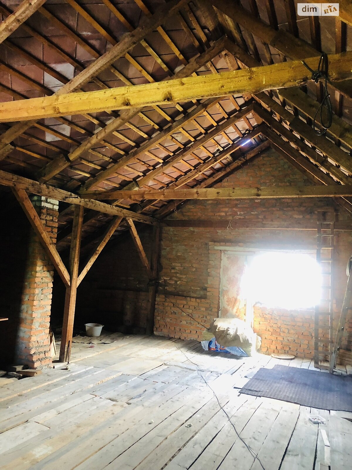 двоповерховий будинок з балконом, 252.1 кв. м, цегла. Продаж в Ужгороді, район Червениця фото 1 двоповерховий будинок з балконом, 252.1 кв. м, цегла. Продаж в Ужгороді, район Червениця фото 1