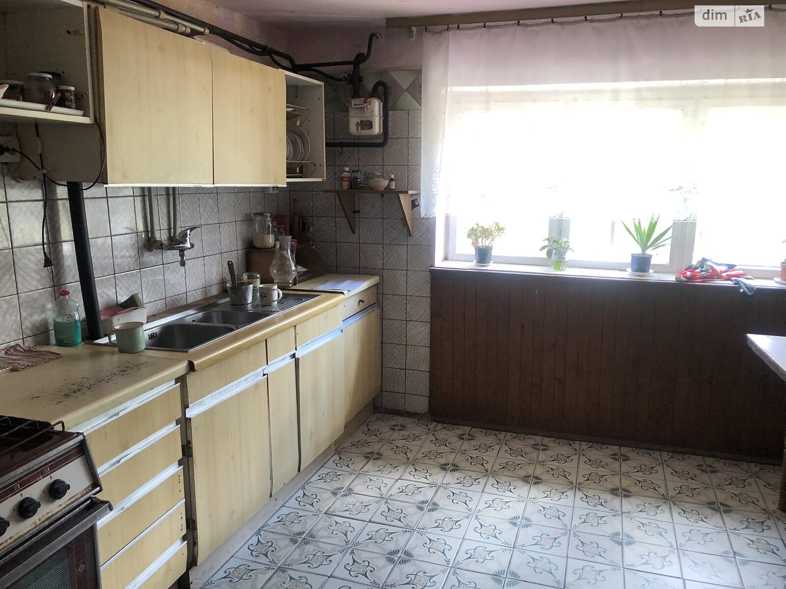 двоповерховий будинок з балконом, 252.1 кв. м, цегла. Продаж в Ужгороді, район Червениця фото 1 двоповерховий будинок з балконом, 252.1 кв. м, цегла. Продаж в Ужгороді, район Червениця фото 1