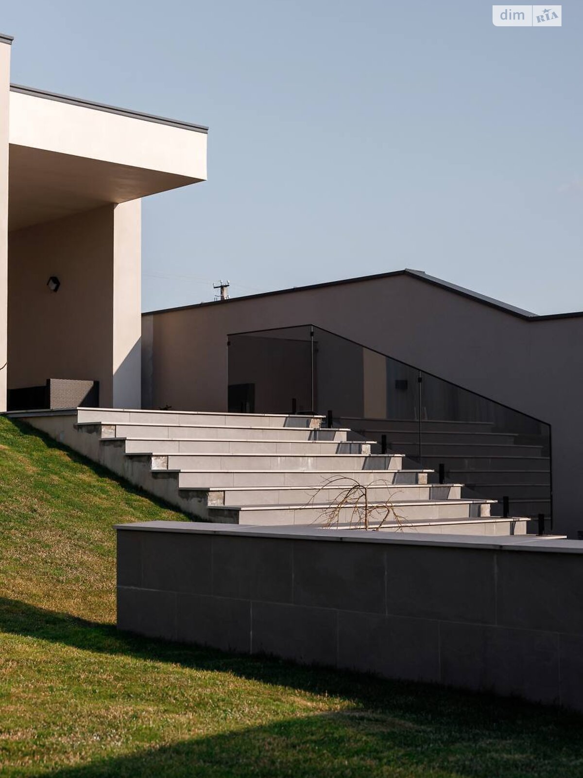 одноповерховий будинок, 135 кв. м, цегла. Продаж в Ужгороді, район Червениця фото 1 одноповерховий будинок, 135 кв. м, цегла. Продаж в Ужгороді, район Червениця фото 1