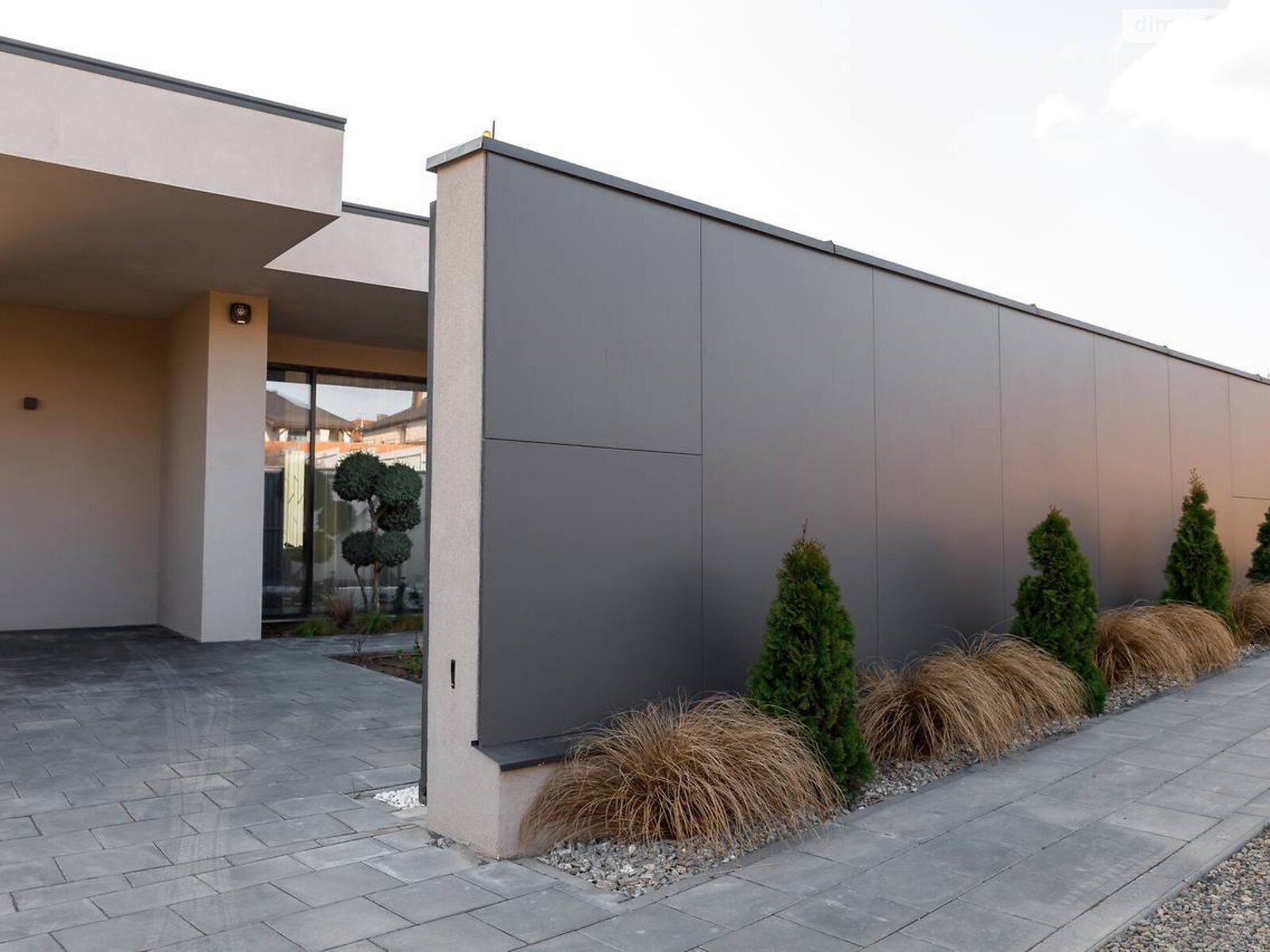 одноповерховий будинок, 135 кв. м, цегла. Продаж в Ужгороді, район Червениця фото 1 одноповерховий будинок, 135 кв. м, цегла. Продаж в Ужгороді, район Червениця фото 1