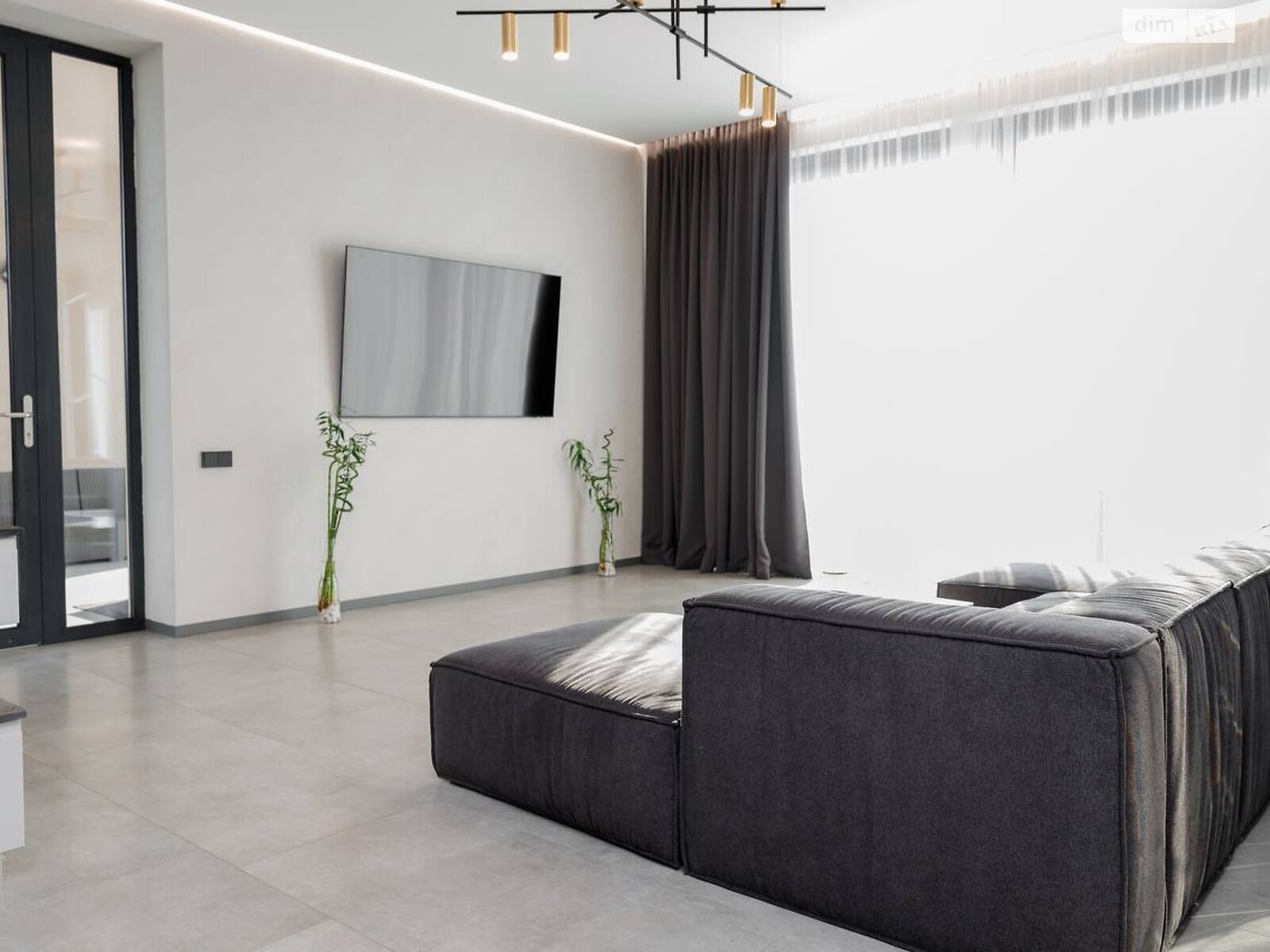 одноповерховий будинок, 135 кв. м, цегла. Продаж в Ужгороді, район Червениця фото 1 одноповерховий будинок, 135 кв. м, цегла. Продаж в Ужгороді, район Червениця фото 1