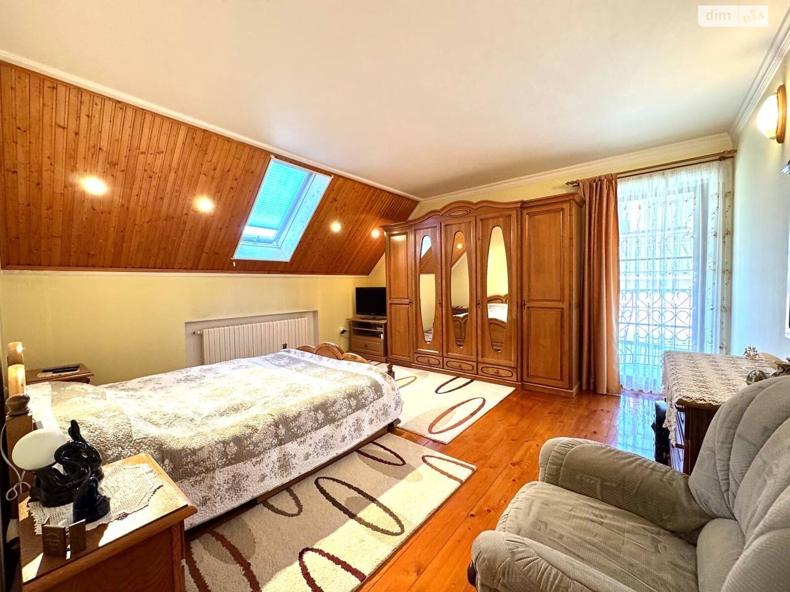 двоповерховий будинок, 305.6 кв. м, цегла. Продаж в Ужгороді, район Червениця фото 1