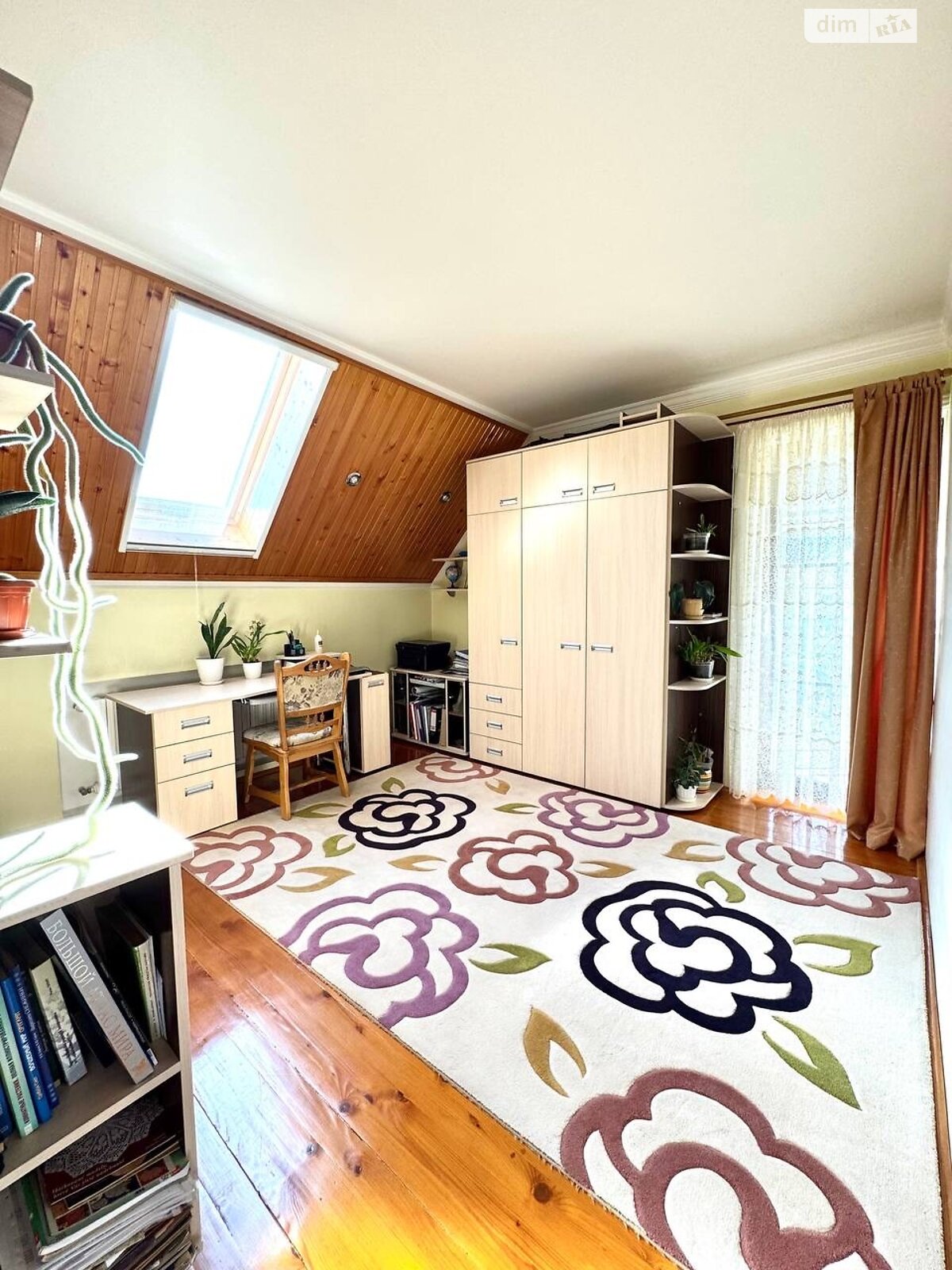 двоповерховий будинок, 305.6 кв. м, цегла. Продаж в Ужгороді, район Червениця фото 1