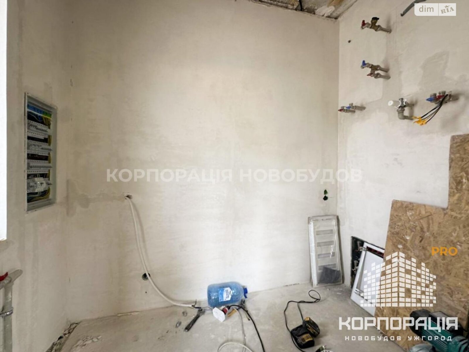 одноэтажный дом, 135 кв. м, кирпич. Продажа в Ужгороде район Червеница фото 1 одноэтажный дом, 135 кв. м, кирпич. Продажа в Ужгороде район Червеница фото 1