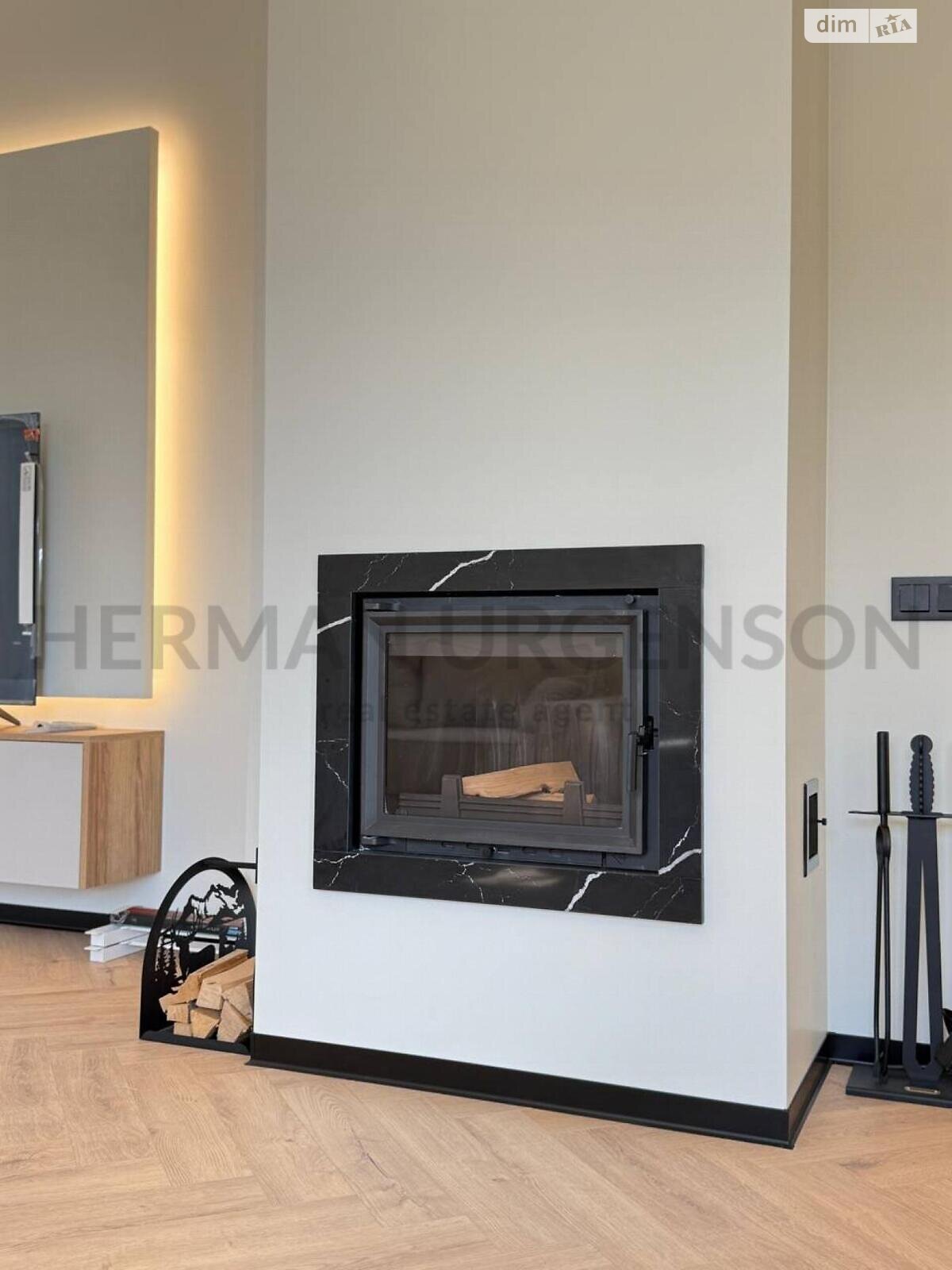 одноэтажный дом с отоплением, 135 кв. м, кирпич. Продажа в Ужгороде район Червеница фото 1 одноэтажный дом с отоплением, 135 кв. м, кирпич. Продажа в Ужгороде район Червеница фото 1