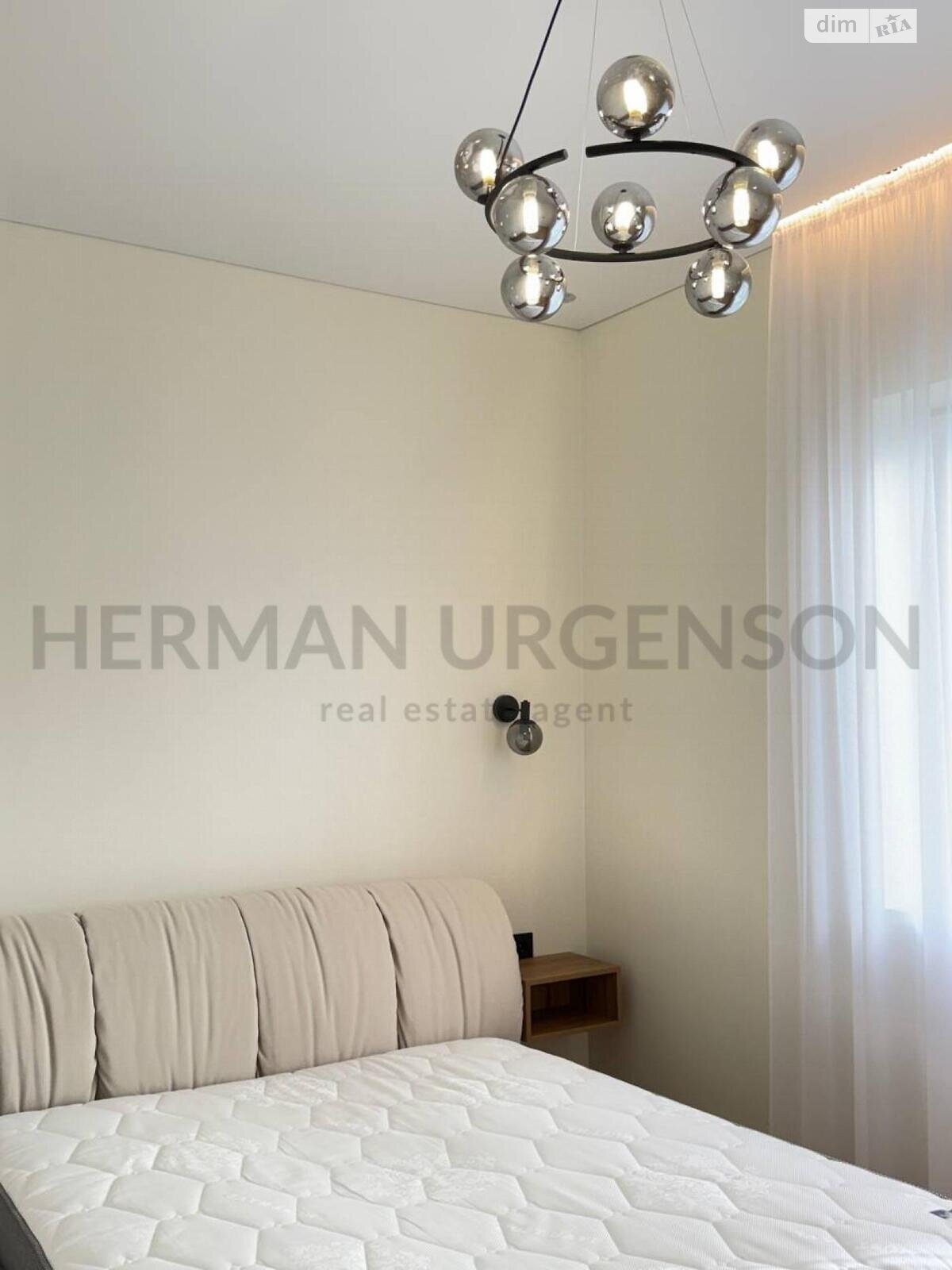 одноэтажный дом с отоплением, 135 кв. м, кирпич. Продажа в Ужгороде район Червеница фото 1 одноэтажный дом с отоплением, 135 кв. м, кирпич. Продажа в Ужгороде район Червеница фото 1