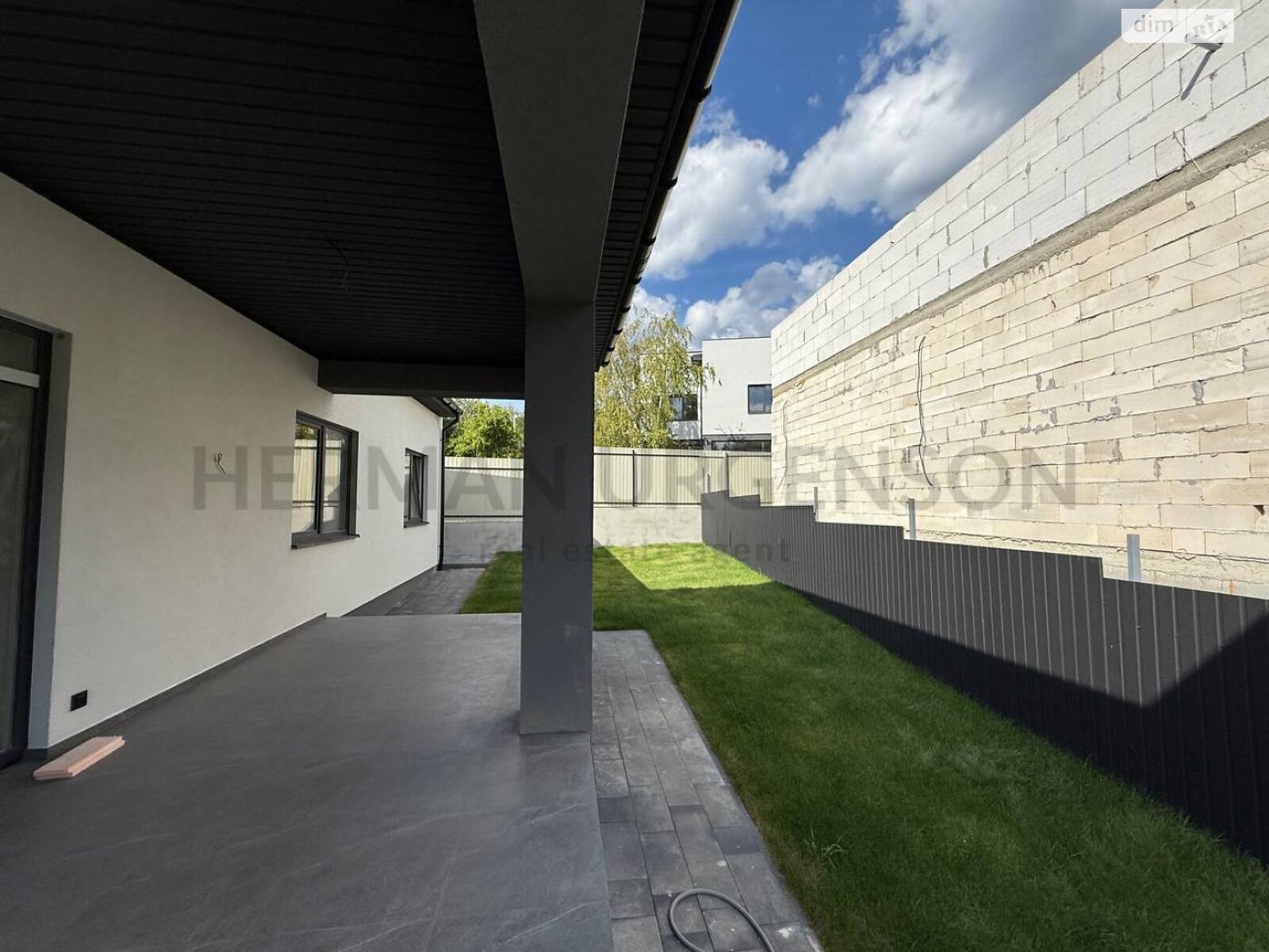 одноповерховий будинок з опаленням, 135 кв. м, цегла. Продаж в Ужгороді, район Червениця фото 1 одноповерховий будинок з опаленням, 135 кв. м, цегла. Продаж в Ужгороді, район Червениця фото 1