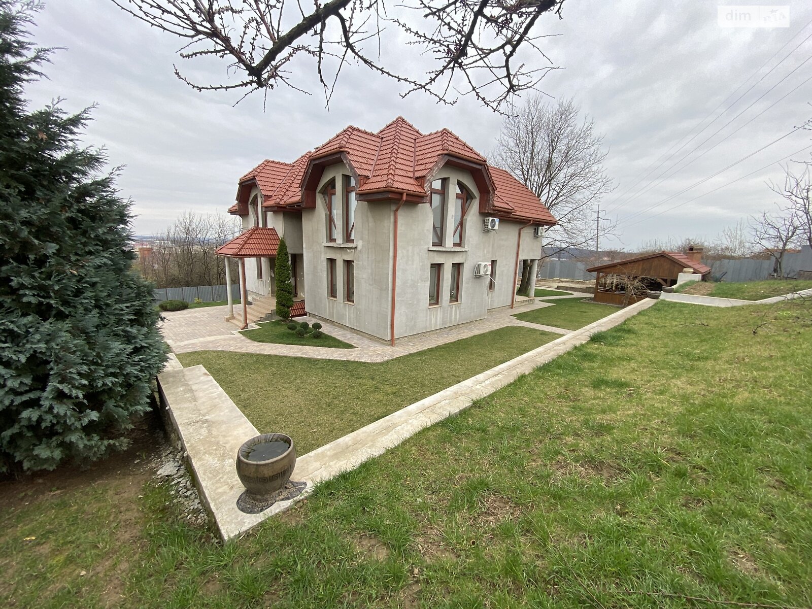 двоповерховий будинок, 280 кв. м, цегла. Продаж в Ужгороді, район Червениця фото 1 двоповерховий будинок, 280 кв. м, цегла. Продаж в Ужгороді, район Червениця фото 1