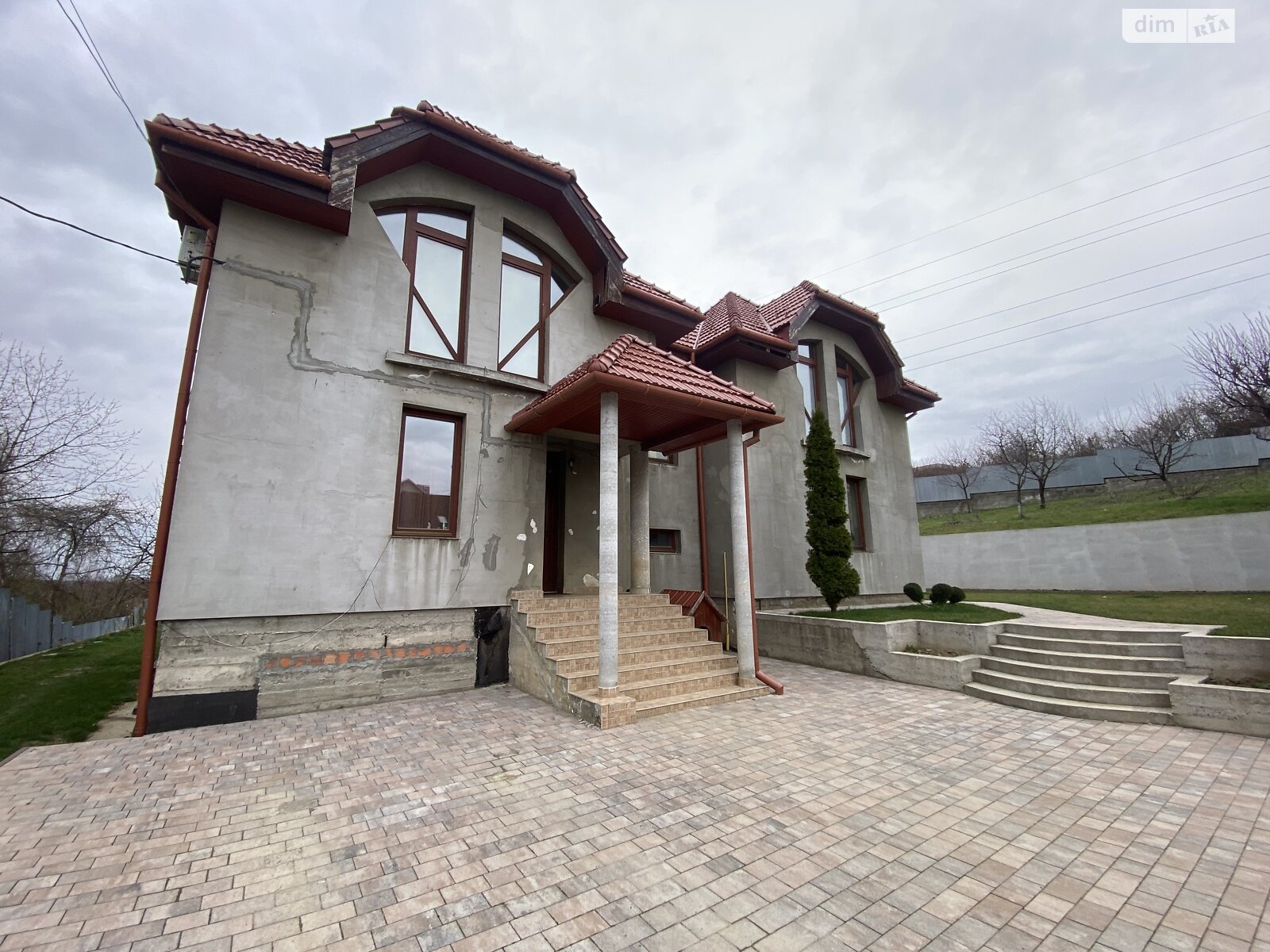 двоповерховий будинок, 280 кв. м, цегла. Продаж в Ужгороді, район Червениця фото 1 двоповерховий будинок, 280 кв. м, цегла. Продаж в Ужгороді, район Червениця фото 1