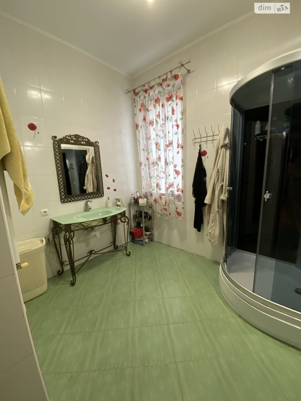 двоповерховий будинок, 280 кв. м, цегла. Продаж в Ужгороді, район Червениця фото 1 двоповерховий будинок, 280 кв. м, цегла. Продаж в Ужгороді, район Червениця фото 1