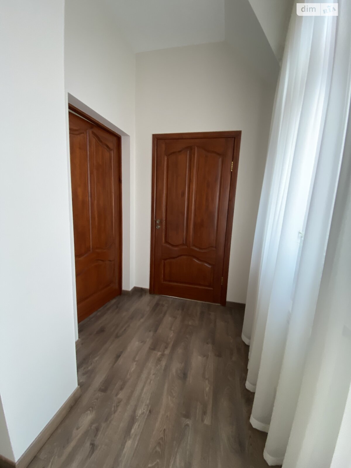 двоповерховий будинок, 280 кв. м, цегла. Продаж в Ужгороді, район Червениця фото 1 двоповерховий будинок, 280 кв. м, цегла. Продаж в Ужгороді, район Червениця фото 1