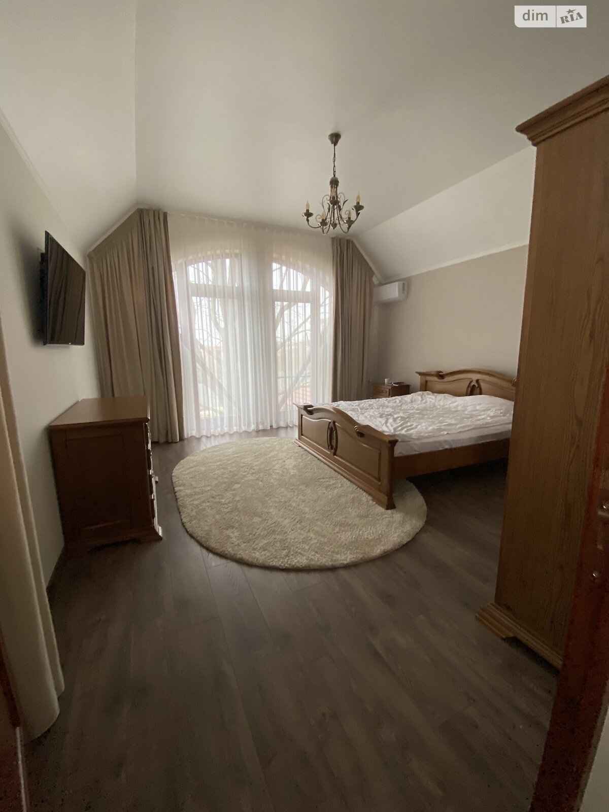 двоповерховий будинок, 280 кв. м, цегла. Продаж в Ужгороді, район Червениця фото 1 двоповерховий будинок, 280 кв. м, цегла. Продаж в Ужгороді, район Червениця фото 1