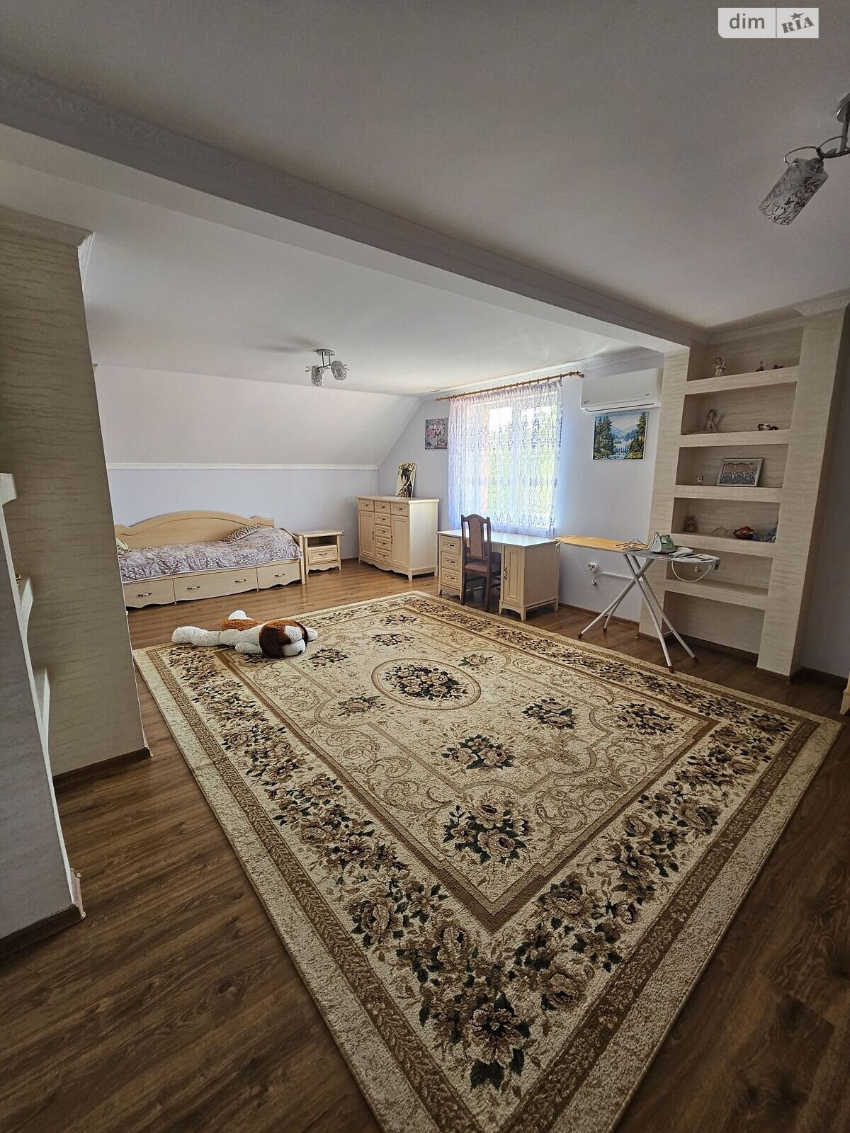 двоповерховий будинок з меблями, 234 кв. м, цегла. Продаж в Ужгороді, район Дравці фото 1 двоповерховий будинок з меблями, 234 кв. м, цегла. Продаж в Ужгороді, район Дравці фото 1
