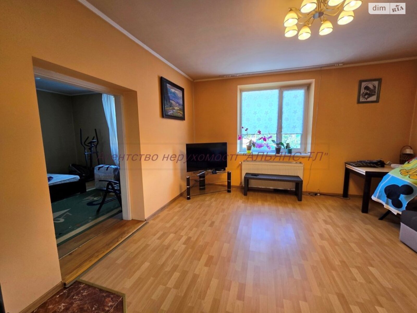 одноповерховий будинок з верандою, 150 кв. м, кирпич саманный. Продаж в Ужгороді, район Дравці фото 1 одноповерховий будинок з верандою, 150 кв. м, кирпич саманный. Продаж в Ужгороді, район Дравці фото 1