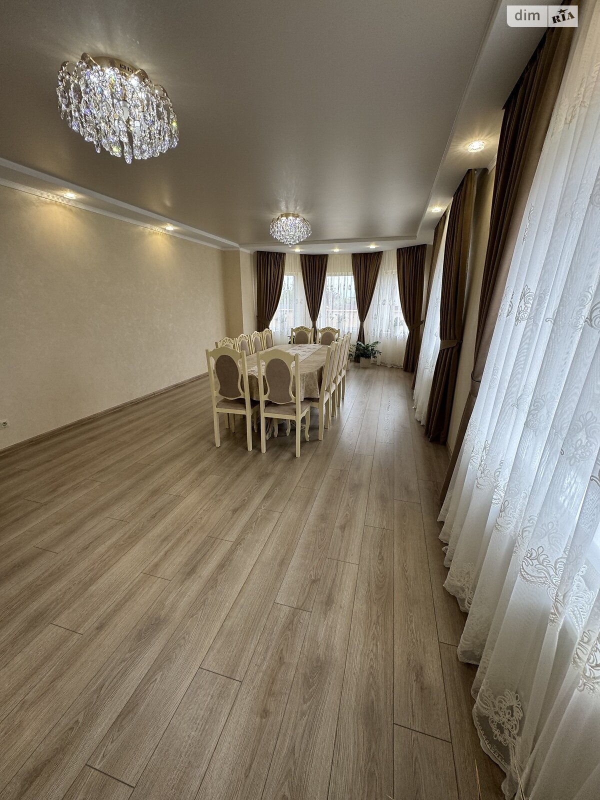 двухэтажный дом, 231.6 кв. м, кирпич. Продажа в Ужгороде фото 1 двухэтажный дом, 231.6 кв. м, кирпич. Продажа в Ужгороде фото 1