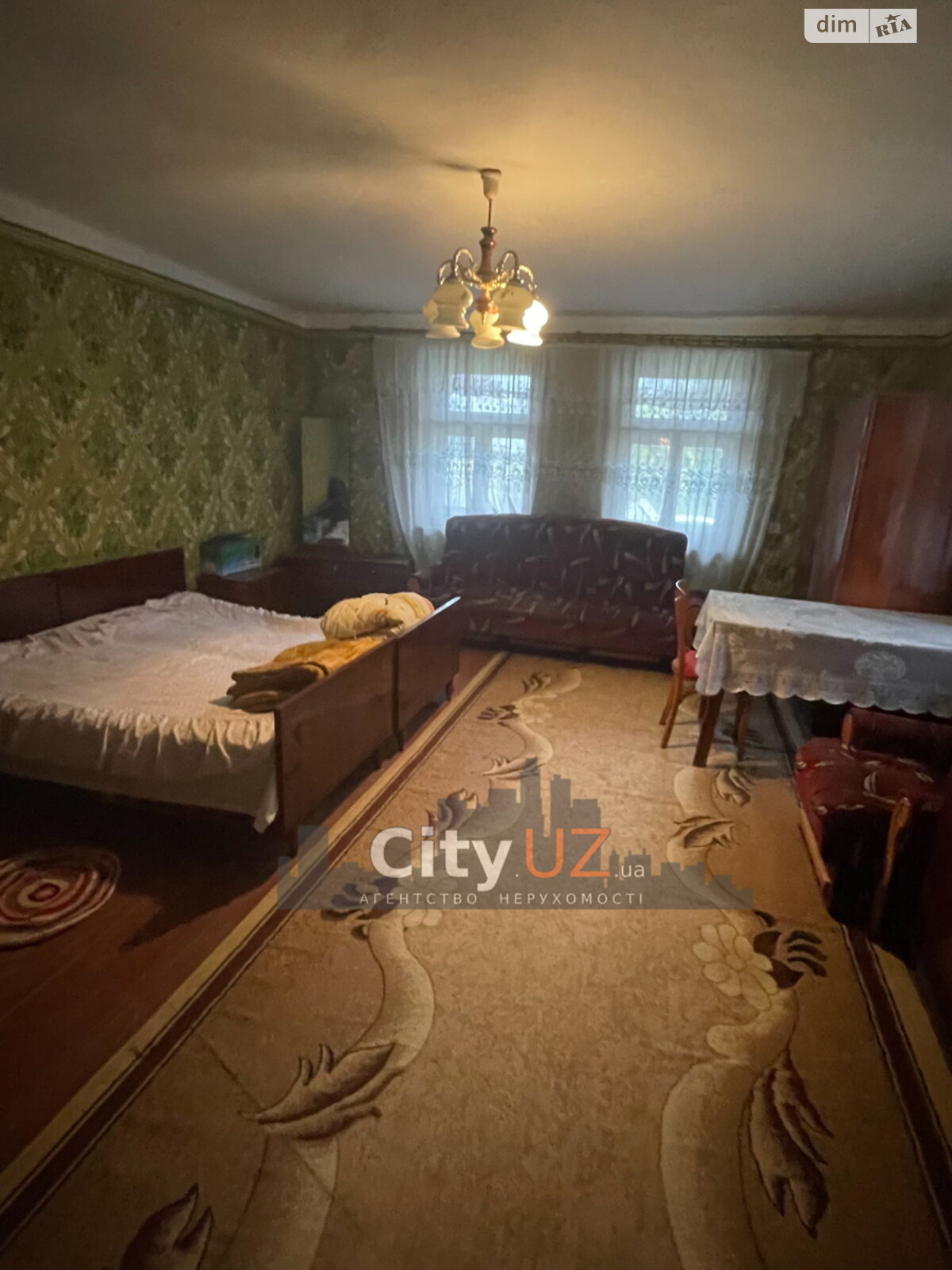 одноэтажный дом с отоплением, 96 кв. м, кирпич саманный. Продажа в Ужгороде район Горяны фото 1 одноэтажный дом с отоплением, 96 кв. м, кирпич саманный. Продажа в Ужгороде район Горяны фото 1