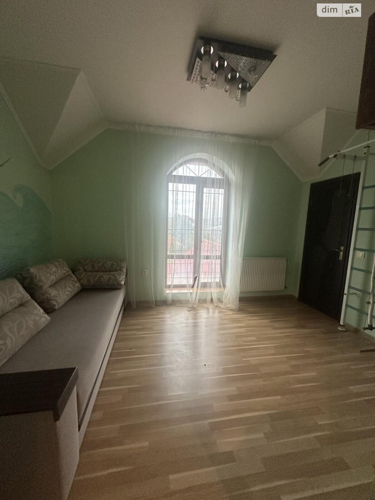 двоповерховий будинок, 216 кв. м, кирпич. Продаж в Ужгороді, район Горяни фото 1