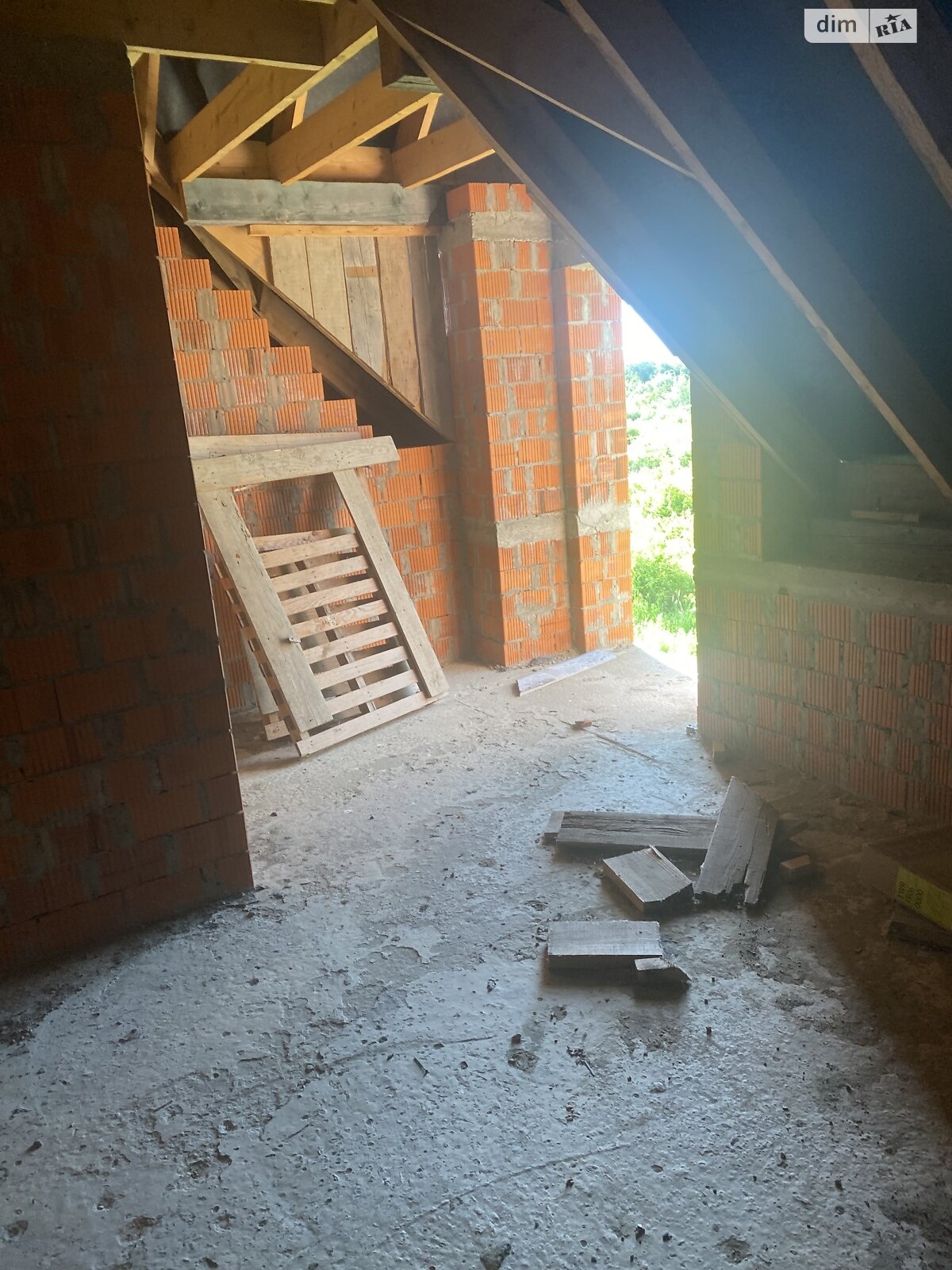 двоповерховий будинок, 320 кв. м, цегла. Продаж в Ужгороді фото 1 двоповерховий будинок, 320 кв. м, цегла. Продаж в Ужгороді фото 1