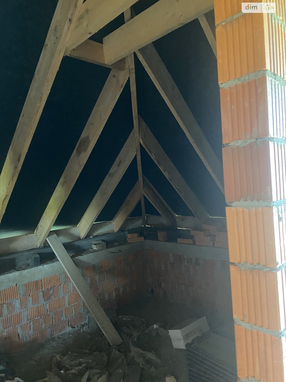 двоповерховий будинок, 320 кв. м, цегла. Продаж в Ужгороді фото 1 двоповерховий будинок, 320 кв. м, цегла. Продаж в Ужгороді фото 1