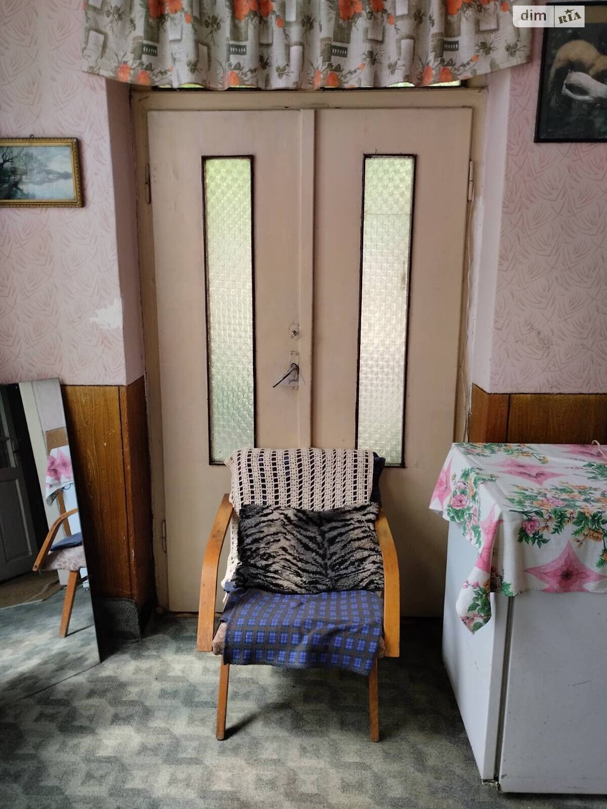 одноэтажный дом с гаражом, 116 кв. м, кирпич саманный. Продажа в Ужгороде фото 1 одноэтажный дом с гаражом, 116 кв. м, кирпич саманный. Продажа в Ужгороде фото 1