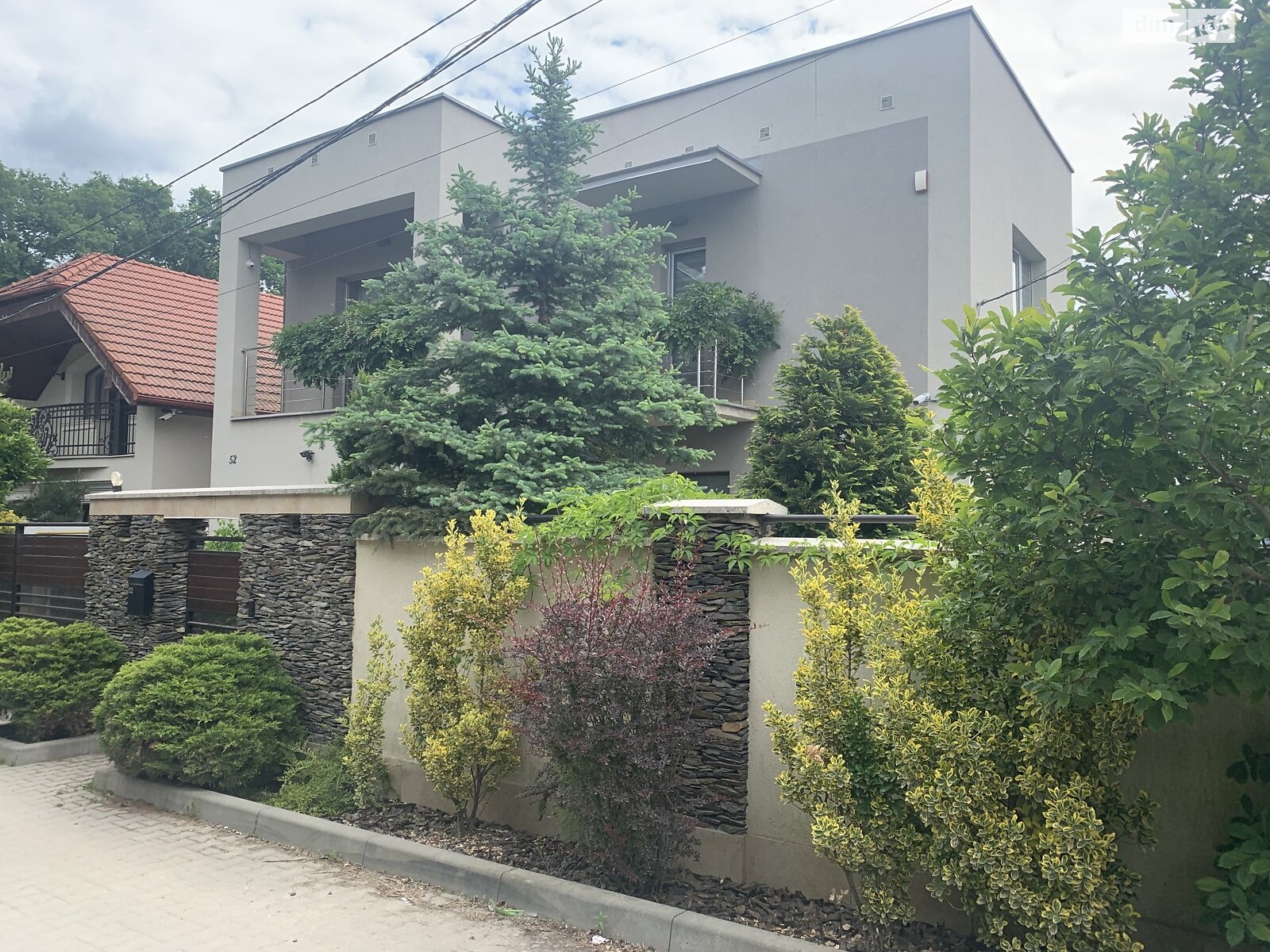 трехэтажный дом с гаражом, 336 кв. м, кирпич. Продажа в Ужгороде район Кальвария фото 1
