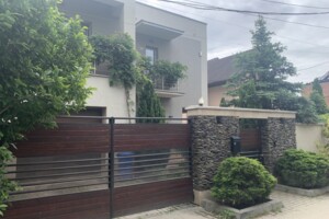 триповерховий будинок з гаражем, 336.2 кв. м, цегла. Продаж в Ужгороді, район Кальварія фото 2 триповерховий будинок з гаражем, 336.2 кв. м, цегла. Продаж в Ужгороді, район Кальварія фото 2