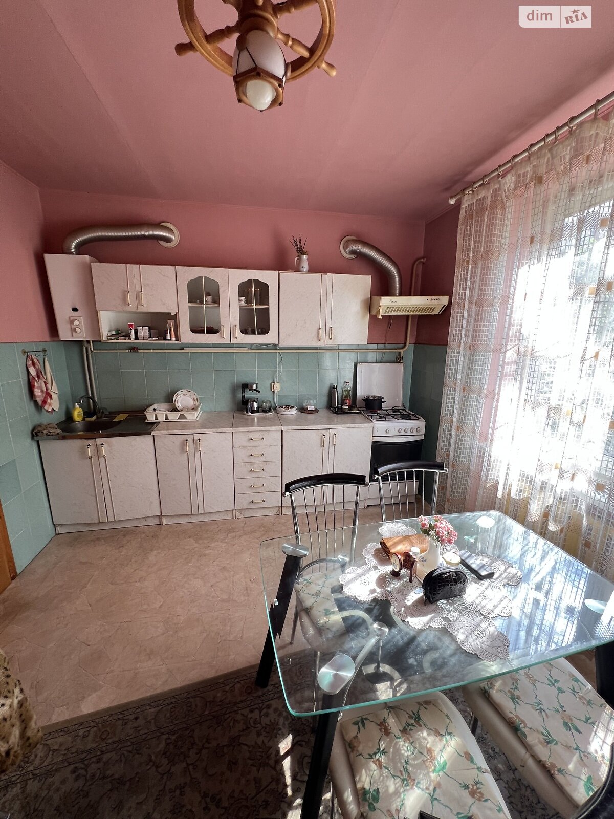 триповерховий будинок з мансардою, 276.9 кв. м, цегла. Продаж в Ужгороді, район Кальварія фото 1 триповерховий будинок з мансардою, 276.9 кв. м, цегла. Продаж в Ужгороді, район Кальварія фото 1