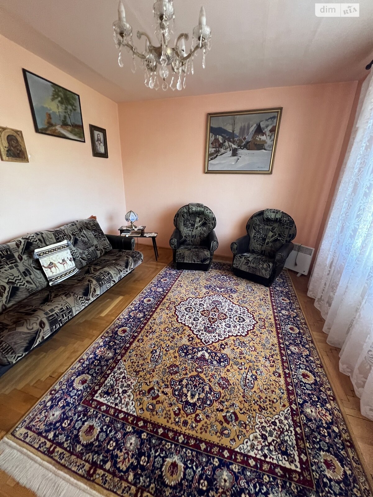 триповерховий будинок з мансардою, 276.9 кв. м, цегла. Продаж в Ужгороді, район Кальварія фото 1 триповерховий будинок з мансардою, 276.9 кв. м, цегла. Продаж в Ужгороді, район Кальварія фото 1