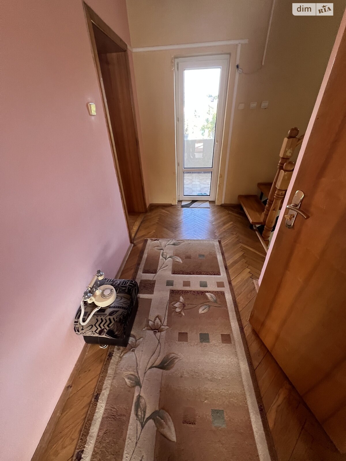 триповерховий будинок з мансардою, 276.9 кв. м, цегла. Продаж в Ужгороді, район Кальварія фото 1 триповерховий будинок з мансардою, 276.9 кв. м, цегла. Продаж в Ужгороді, район Кальварія фото 1