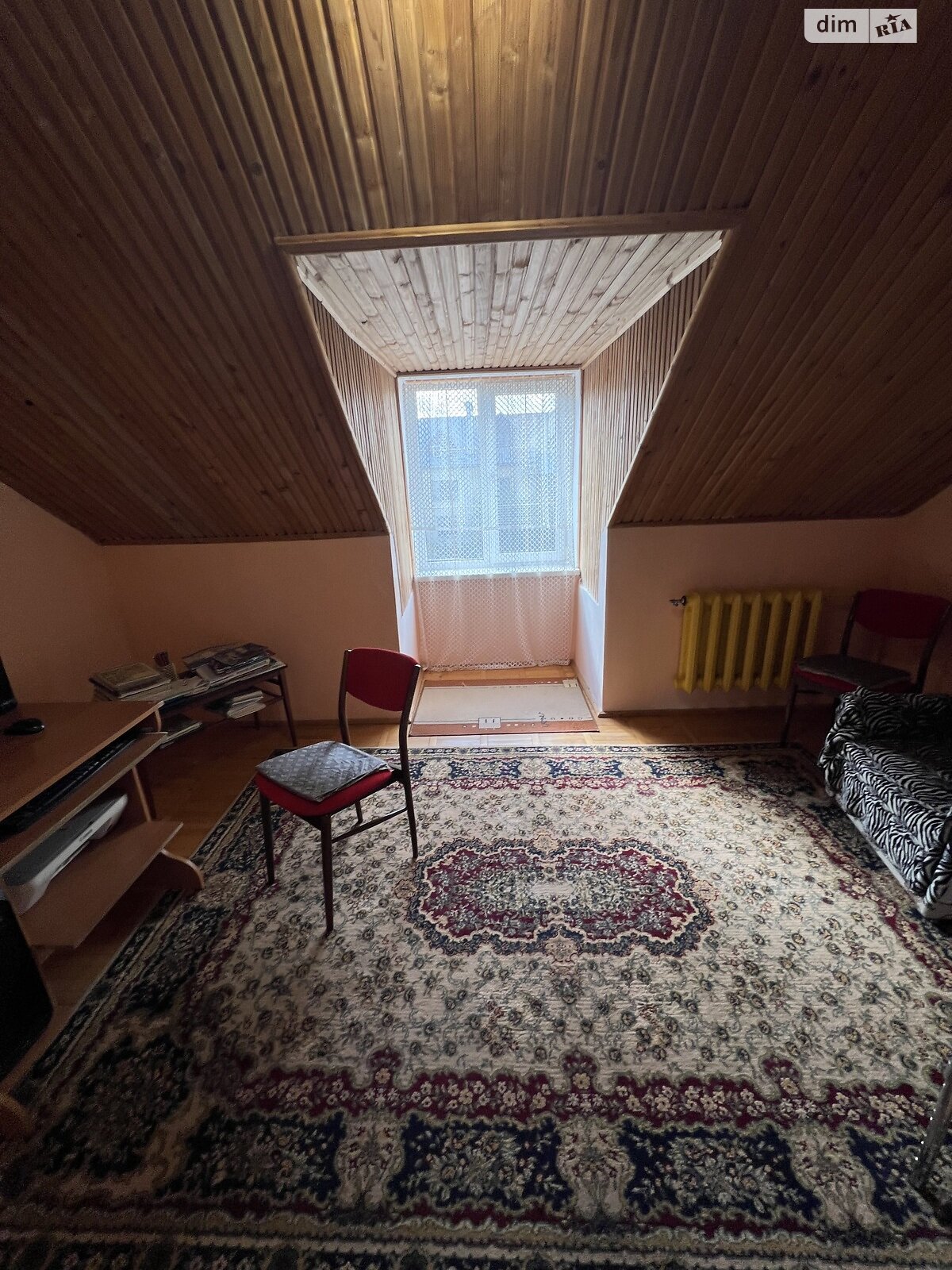 триповерховий будинок з мансардою, 276.9 кв. м, цегла. Продаж в Ужгороді, район Кальварія фото 1 триповерховий будинок з мансардою, 276.9 кв. м, цегла. Продаж в Ужгороді, район Кальварія фото 1