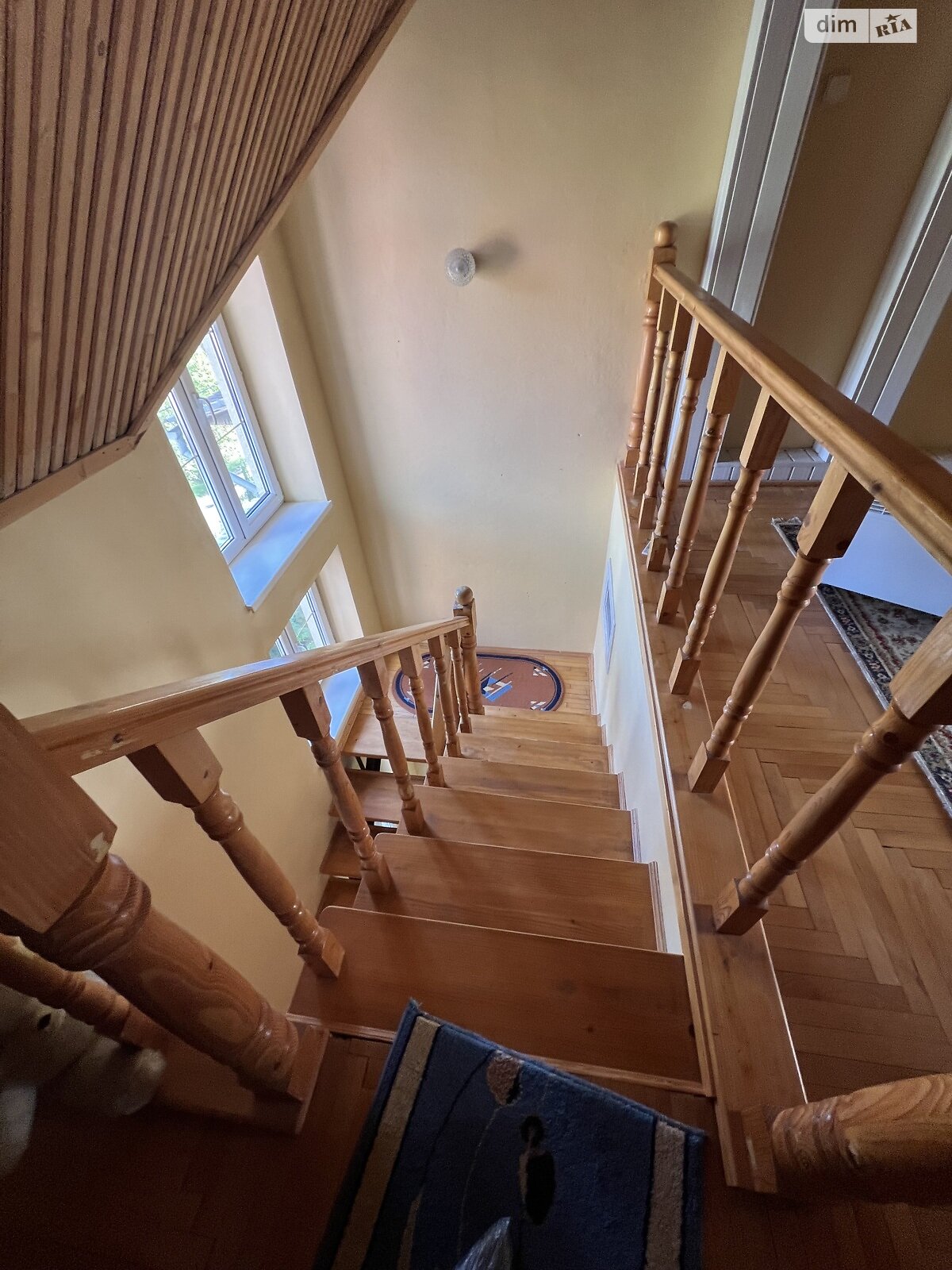 триповерховий будинок з мансардою, 276.9 кв. м, цегла. Продаж в Ужгороді, район Кальварія фото 1 триповерховий будинок з мансардою, 276.9 кв. м, цегла. Продаж в Ужгороді, район Кальварія фото 1