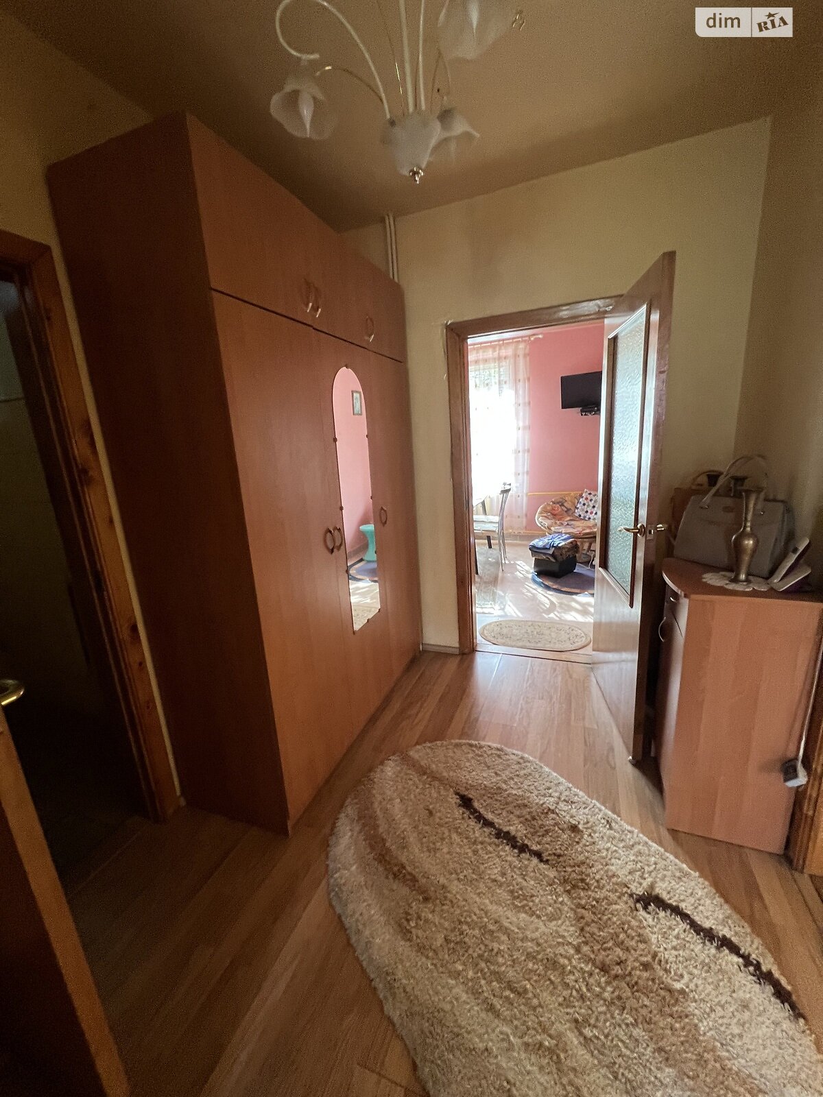 триповерховий будинок з мансардою, 276.9 кв. м, цегла. Продаж в Ужгороді, район Кальварія фото 1 триповерховий будинок з мансардою, 276.9 кв. м, цегла. Продаж в Ужгороді, район Кальварія фото 1