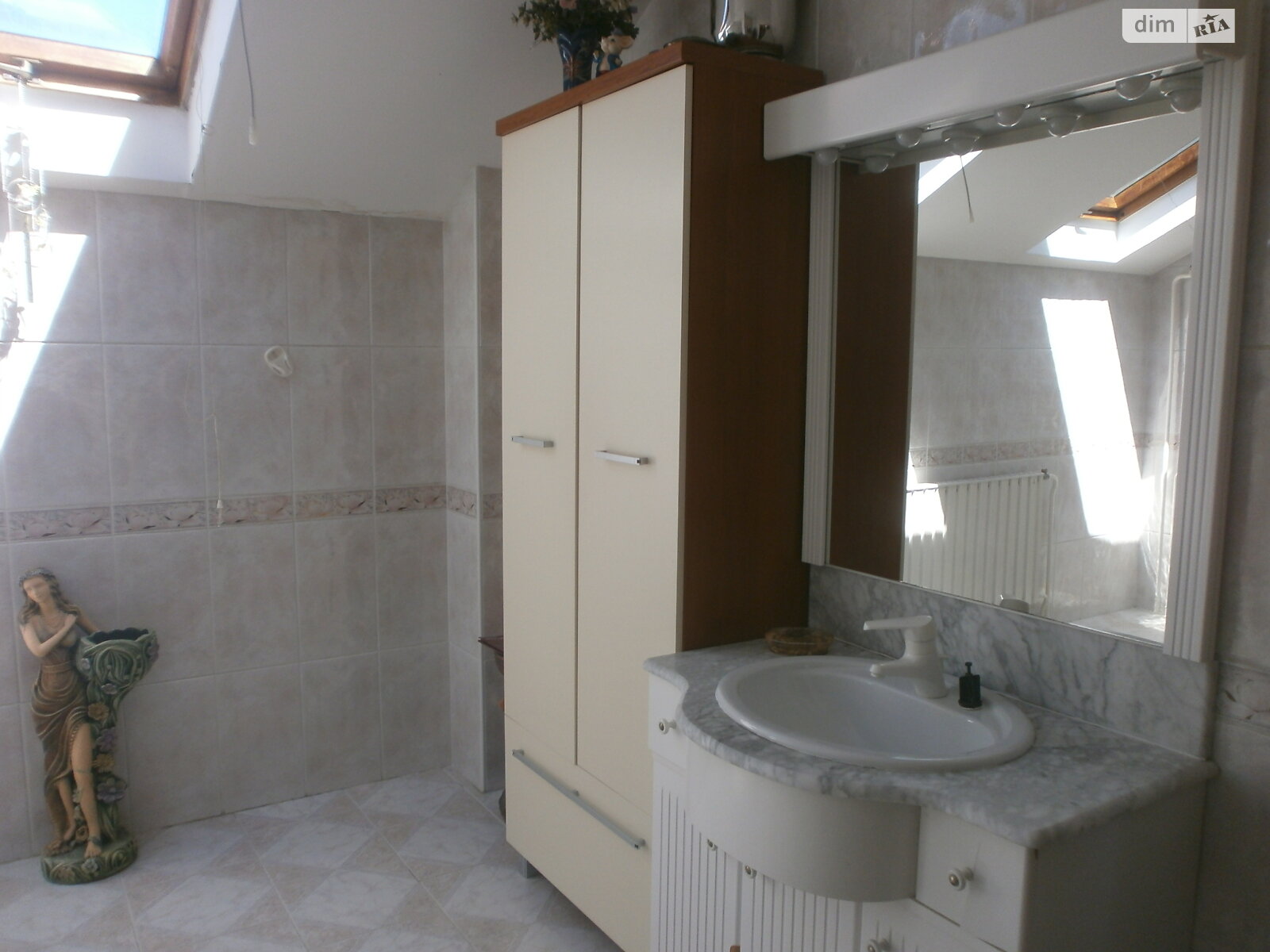 двоповерховий будинок, 467 кв. м, цегла. Продаж в Ужгороді, район Кальварія фото 1