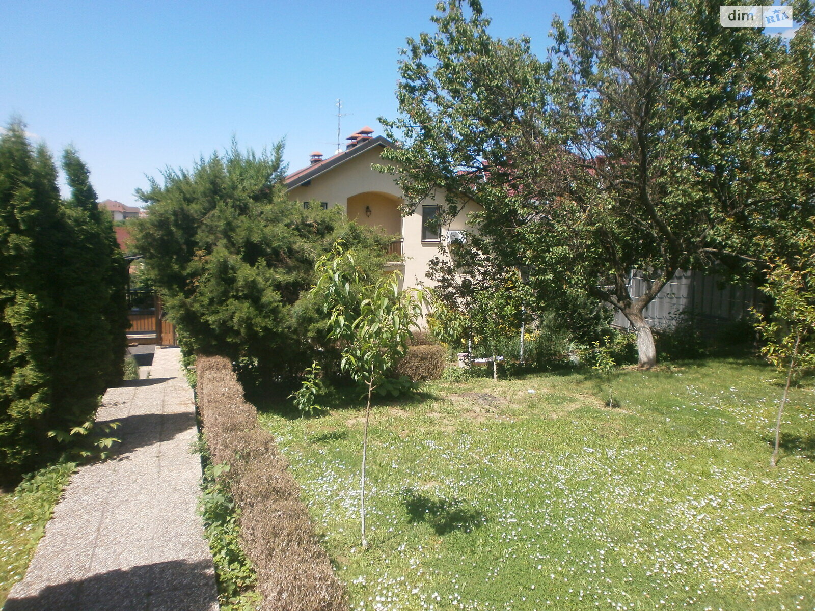 двоповерховий будинок, 467 кв. м, цегла. Продаж в Ужгороді, район Кальварія фото 1