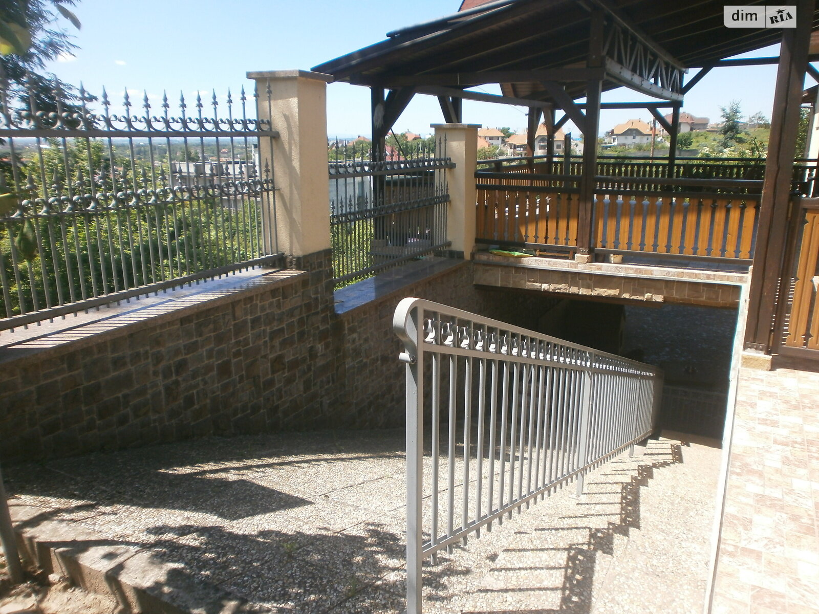 двоповерховий будинок, 467 кв. м, цегла. Продаж в Ужгороді, район Кальварія фото 1