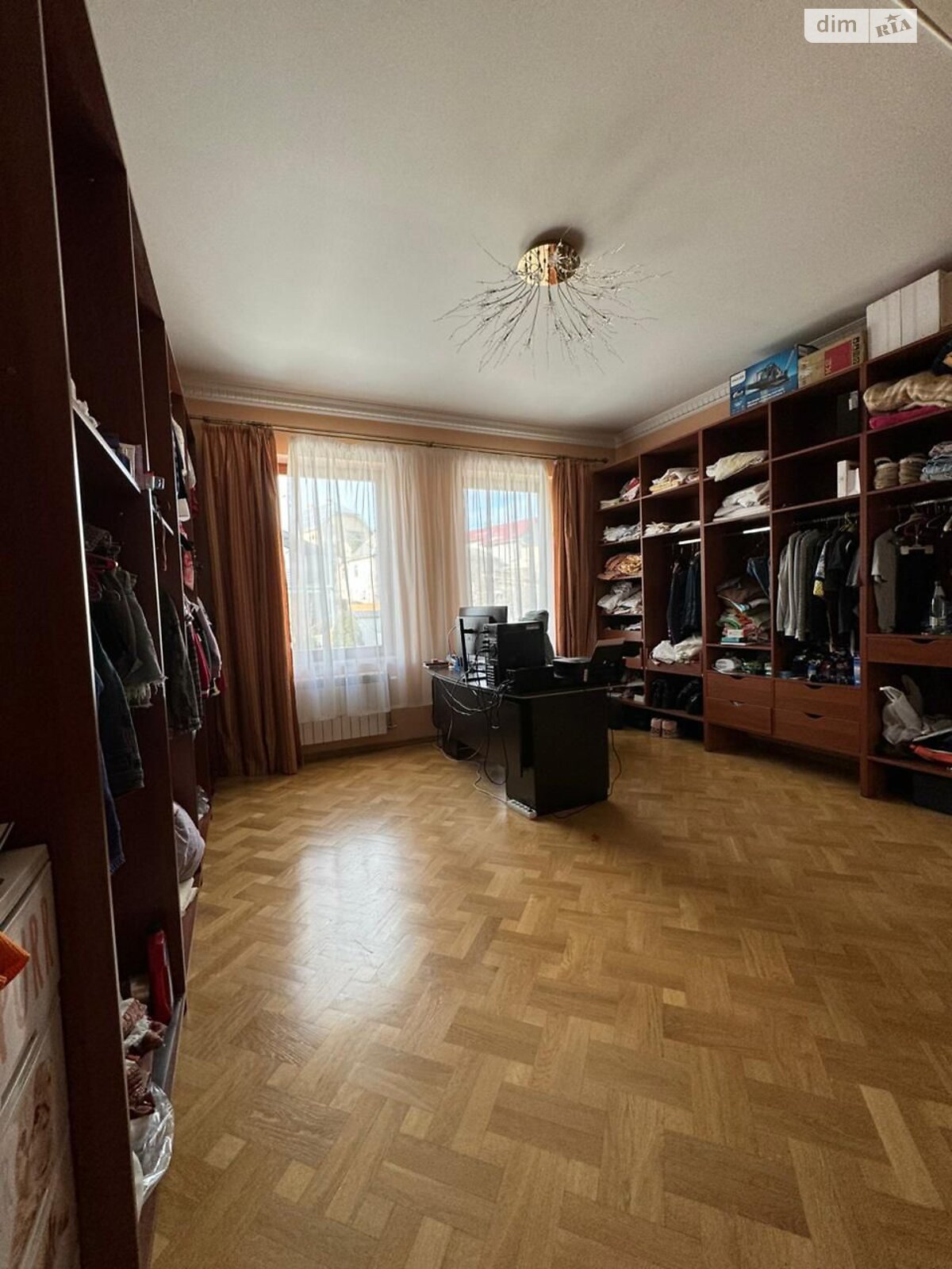 двоповерховий будинок з гаражем, 460 кв. м, цегла. Продаж в Ужгороді, район Кальварія фото 1