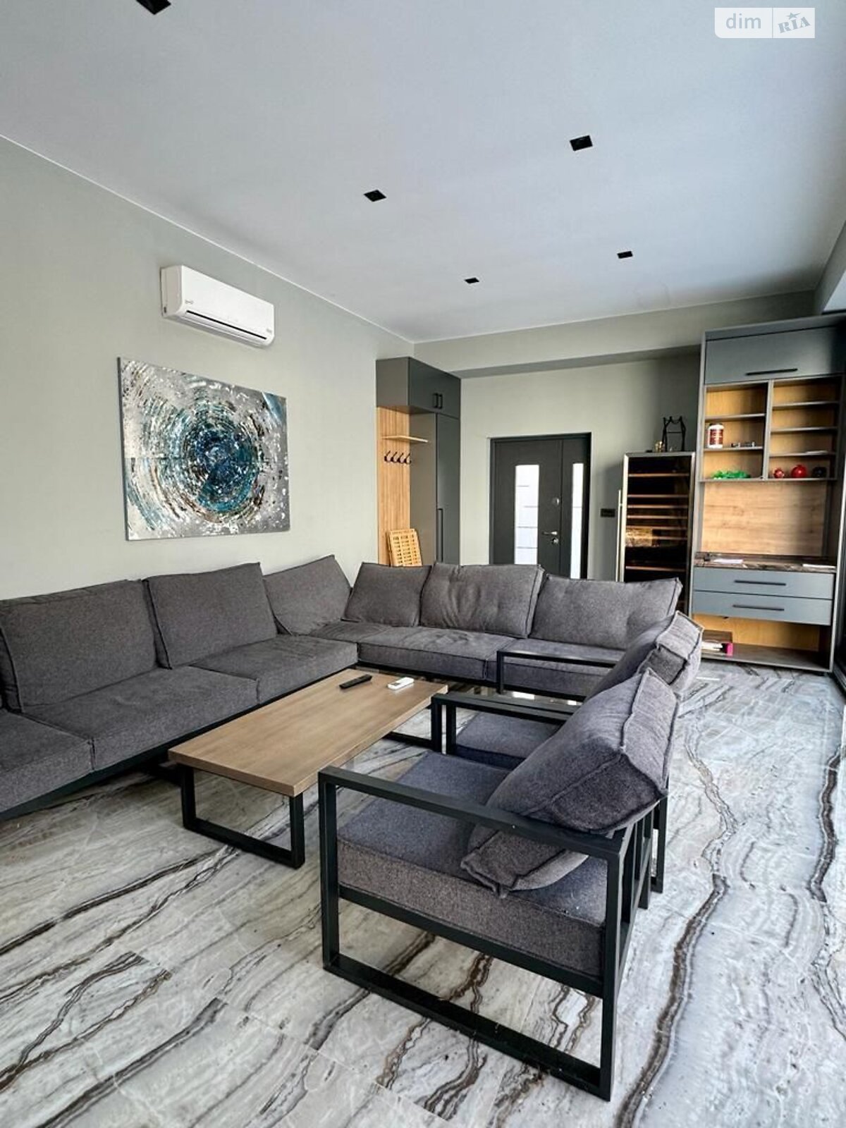 двоповерховий будинок з гаражем, 460 кв. м, цегла. Продаж в Ужгороді, район Кальварія фото 1