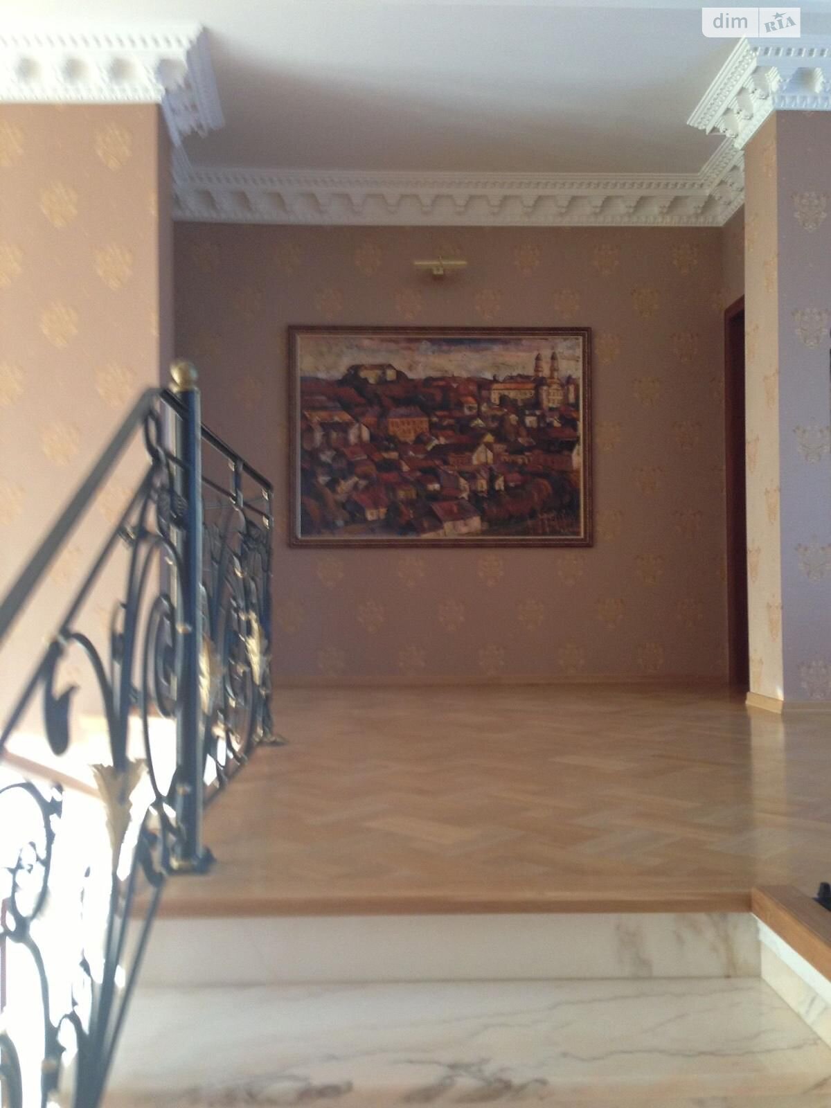 двоповерховий будинок з гаражем, 460 кв. м, цегла. Продаж в Ужгороді, район Кальварія фото 1