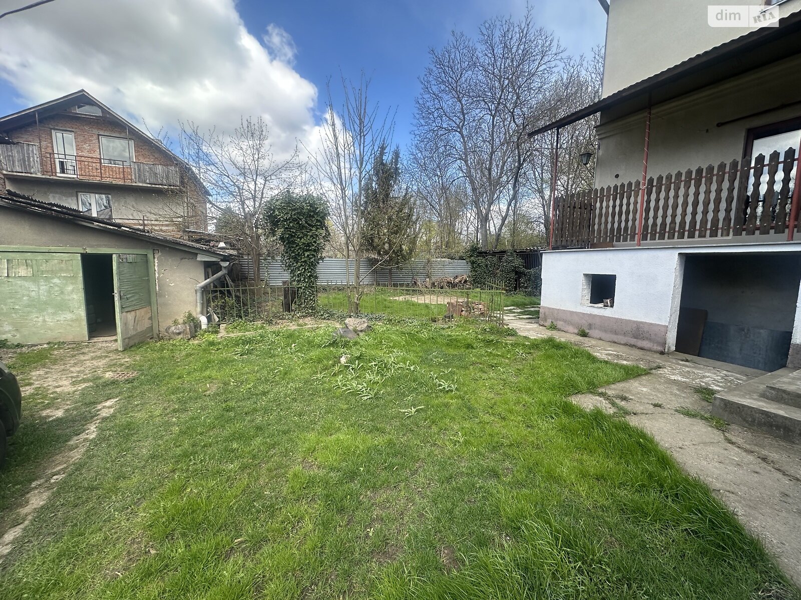 двоповерховий будинок з гаражем, 227.9 кв. м, цегла. Продаж у Ужгороді фото 1 двоповерховий будинок з гаражем, 227.9 кв. м, цегла. Продаж у Ужгороді фото 1