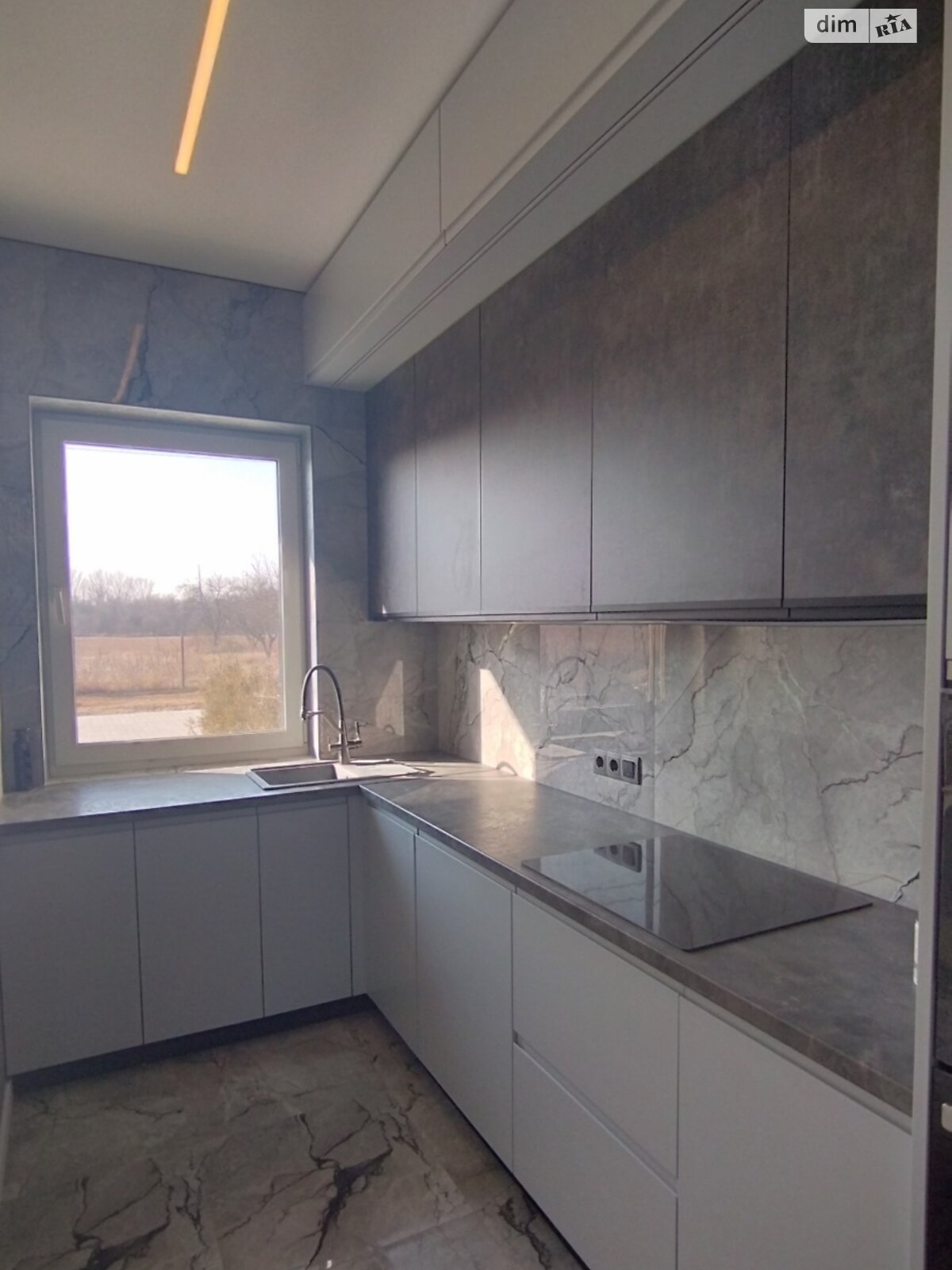 двоповерховий будинок з балконом, 110 кв. м, кирпич. Продаж у Ужгороді фото 1 двоповерховий будинок з балконом, 110 кв. м, кирпич. Продаж у Ужгороді фото 1