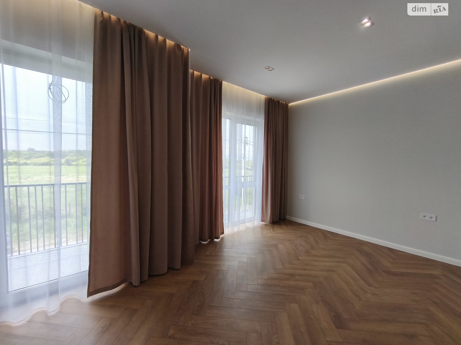 двоповерховий будинок з балконом, 145 кв. м, цегла. Продаж у Ужгороді фото 1 двоповерховий будинок з балконом, 145 кв. м, цегла. Продаж у Ужгороді фото 1