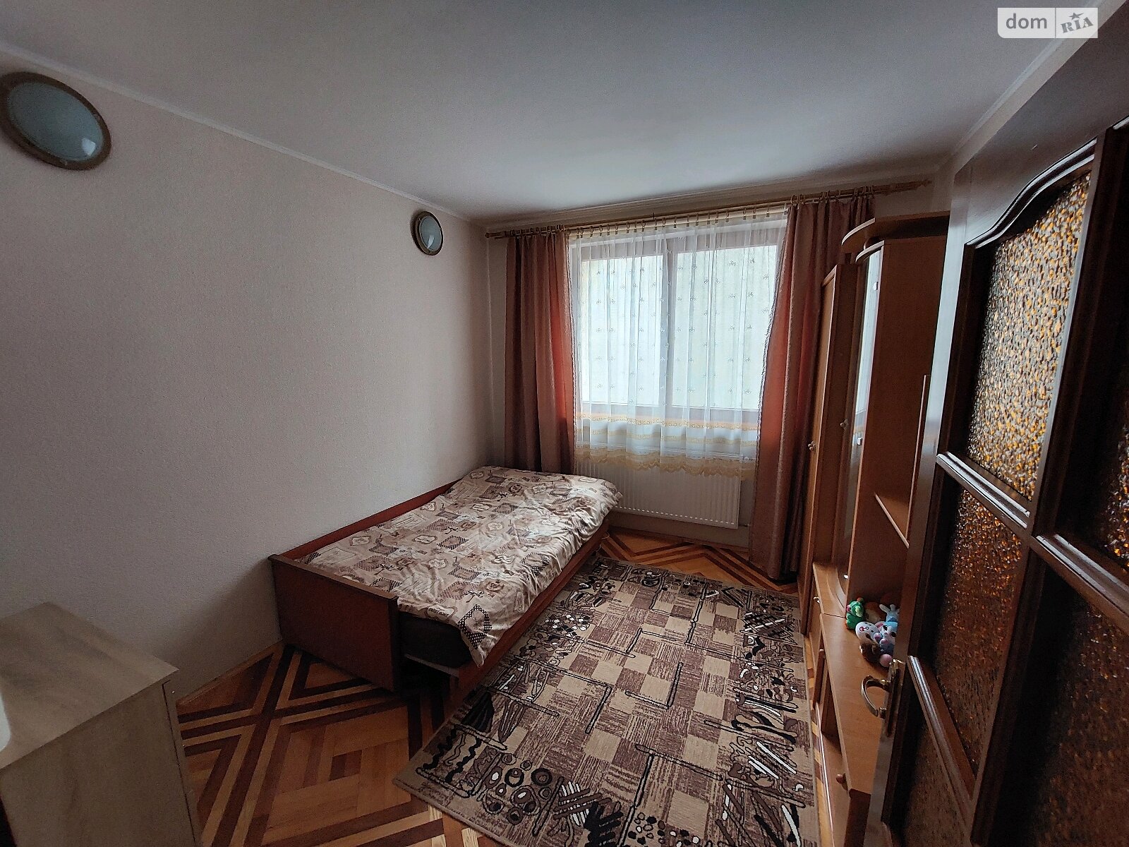 двухэтажный дом с балконом, 309.8 кв. м, кирпич. Продажа в Ужгороде район Компотный фото 1