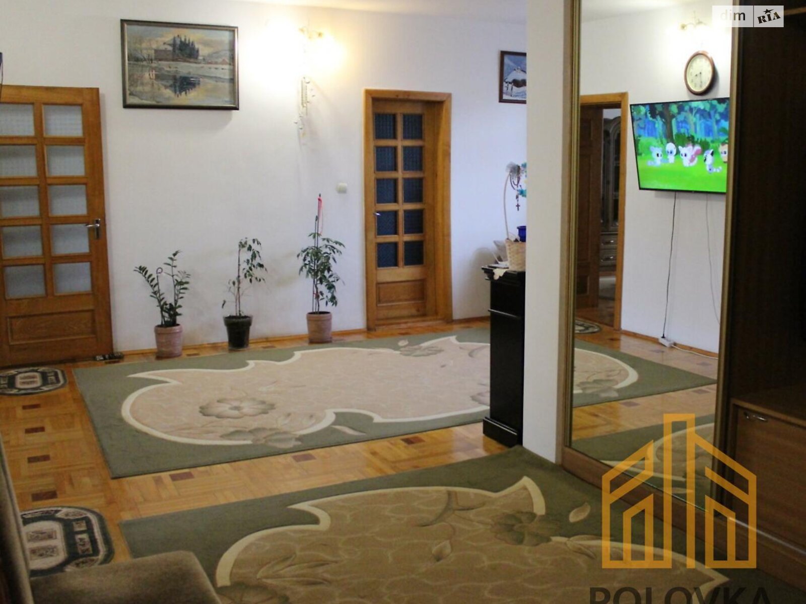 двухэтажный дом с отоплением, 293.8 кв. м, кирпич. Продажа в Ужгороде район Компотный фото 1 двухэтажный дом с отоплением, 293.8 кв. м, кирпич. Продажа в Ужгороде район Компотный фото 1