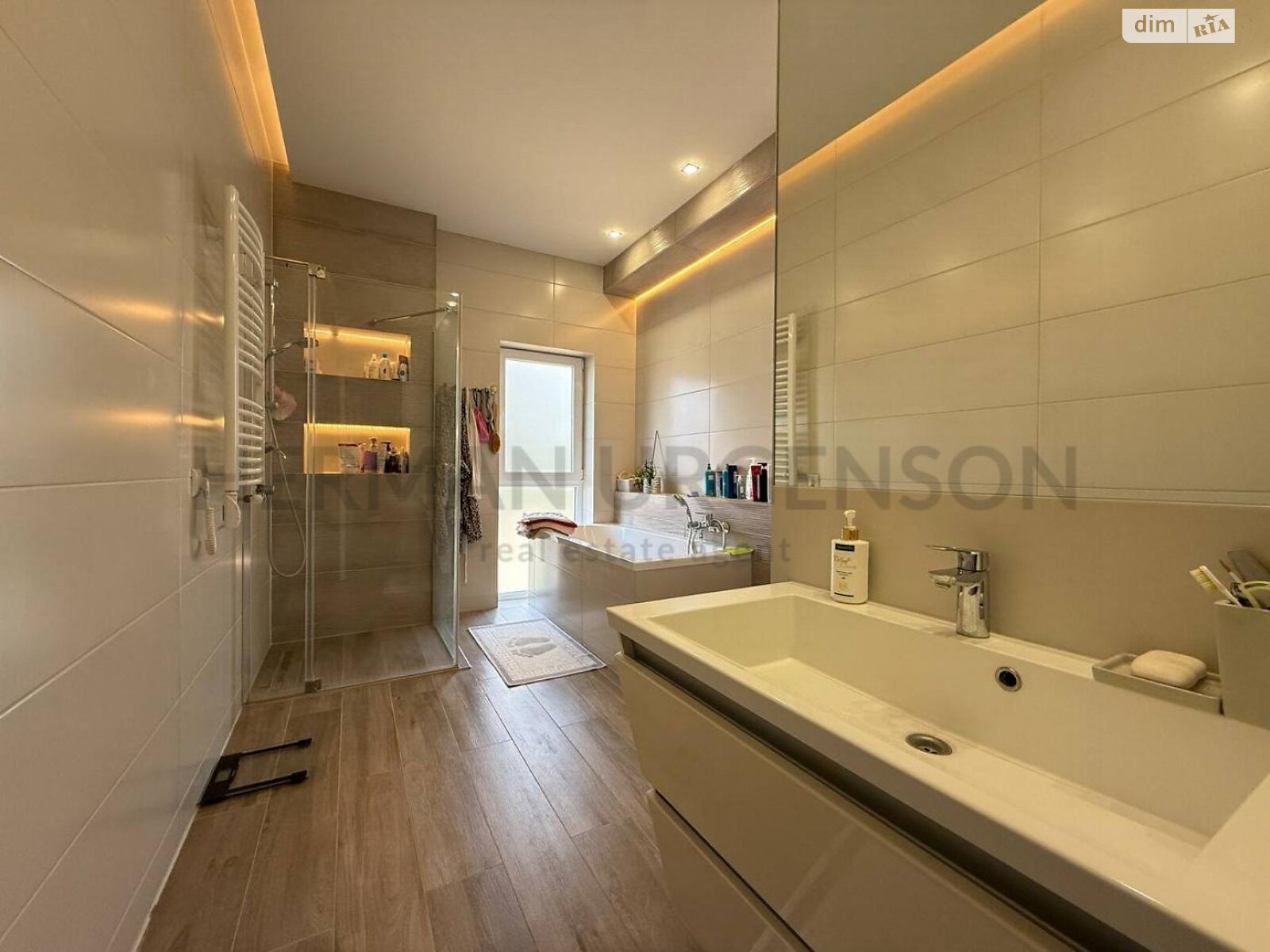 двоповерховий будинок з балконом, 125 кв. м, кирпич. Продаж в Ужгороді, район Компотний фото 1 двоповерховий будинок з балконом, 125 кв. м, кирпич. Продаж в Ужгороді, район Компотний фото 1