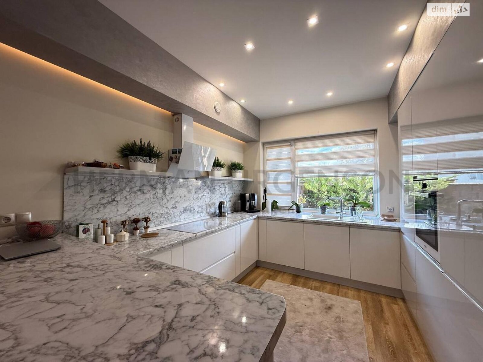 двоповерховий будинок з балконом, 125 кв. м, кирпич. Продаж в Ужгороді, район Компотний фото 1 двоповерховий будинок з балконом, 125 кв. м, кирпич. Продаж в Ужгороді, район Компотний фото 1