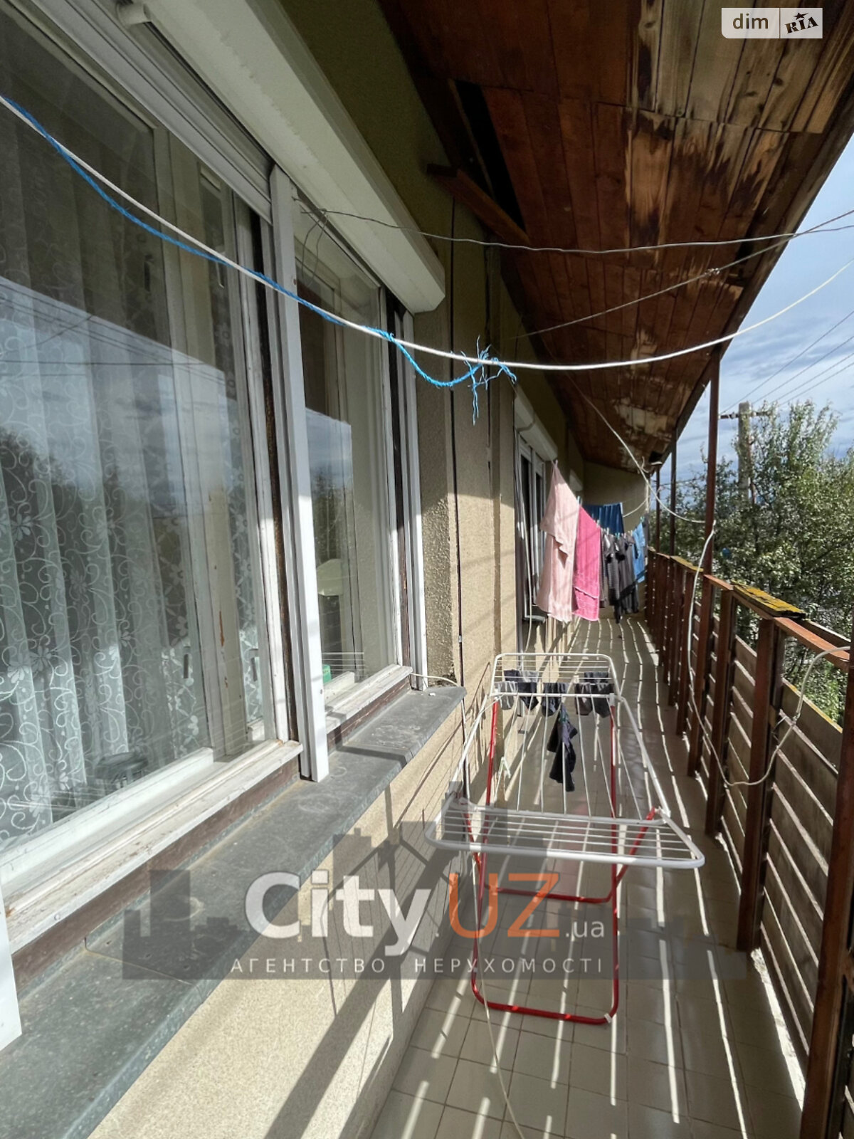 трехэтажный дом с мансардой, 230 кв. м, кирпич. Продажа в Ужгороде район Компотный фото 1 трехэтажный дом с мансардой, 230 кв. м, кирпич. Продажа в Ужгороде район Компотный фото 1